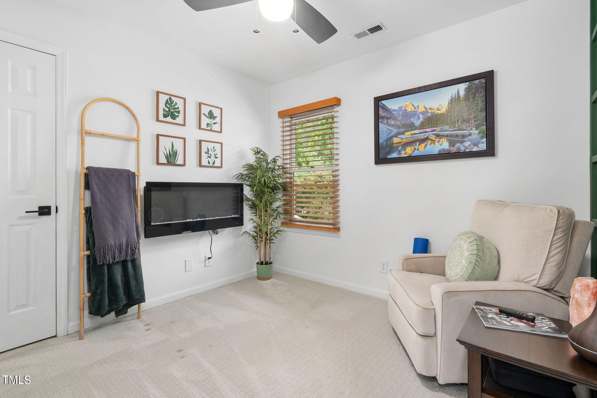 106 Ivy Hollow Court