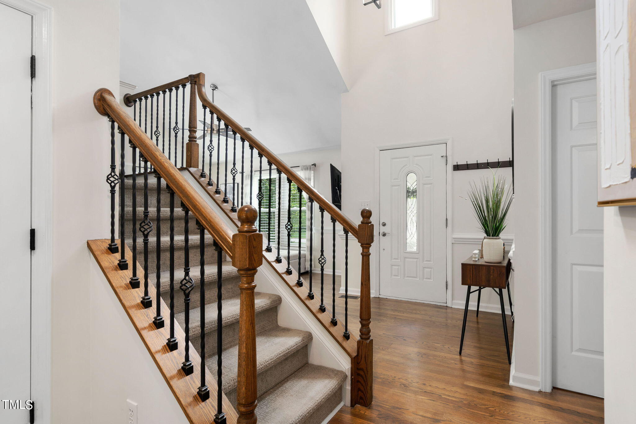 106 Ivy Hollow Court