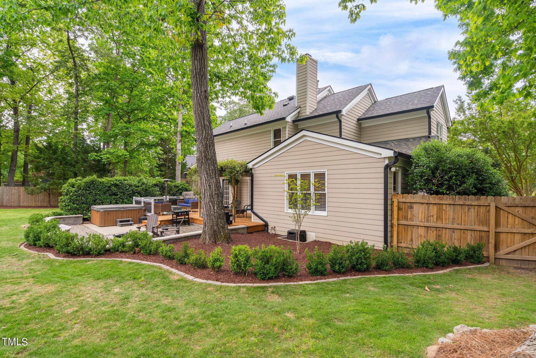 106 Ivy Hollow Court