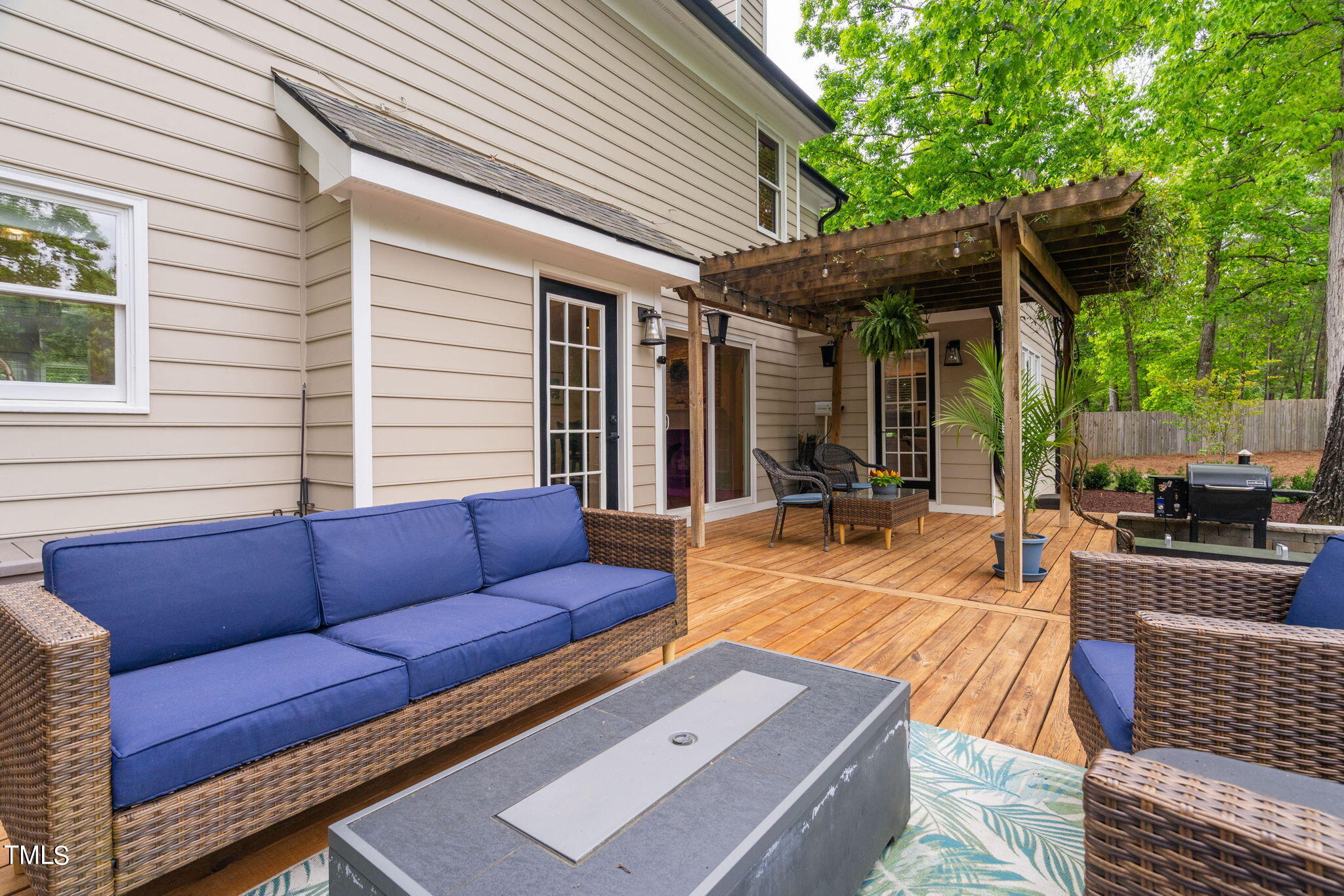 106 Ivy Hollow Court