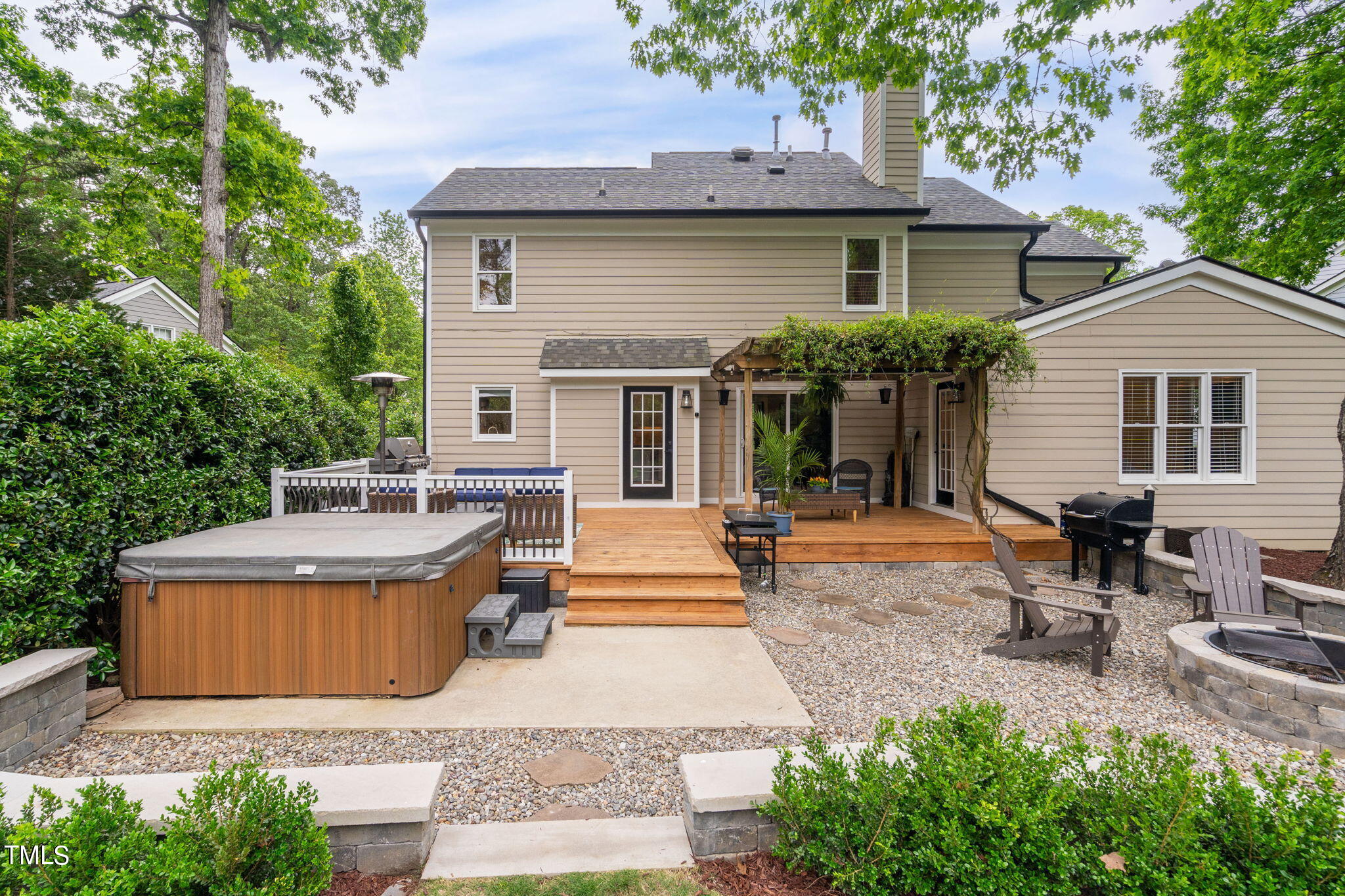 106 Ivy Hollow Court