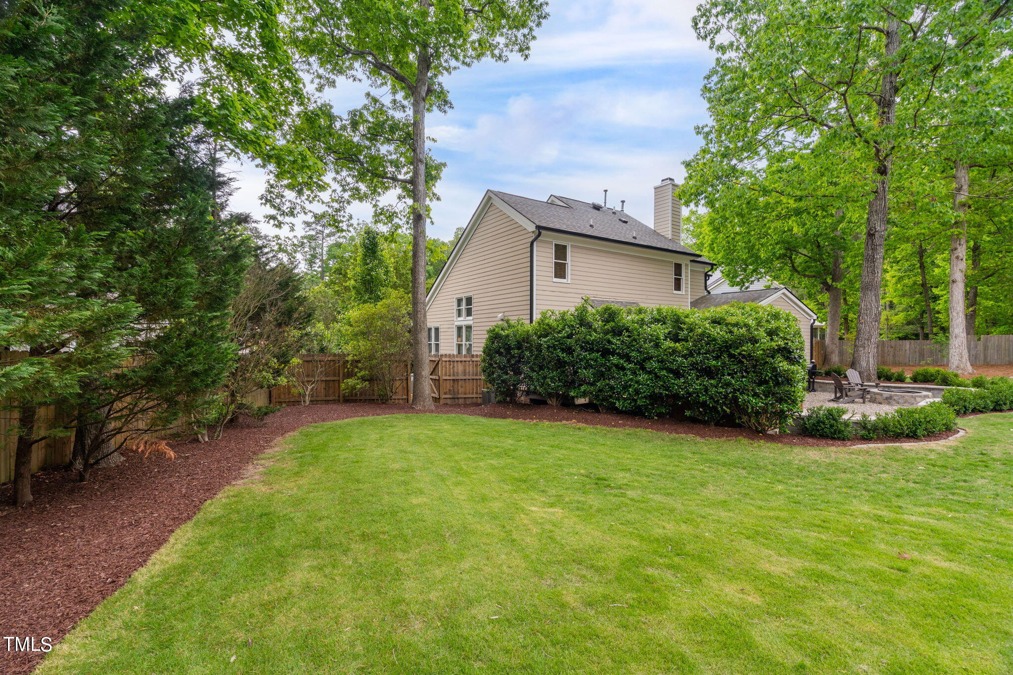 106 Ivy Hollow Court
