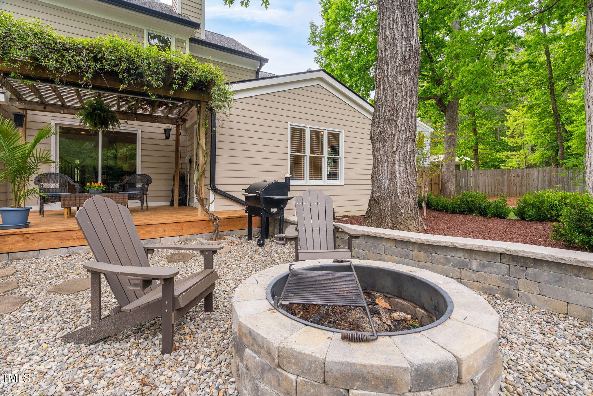 106 Ivy Hollow Court