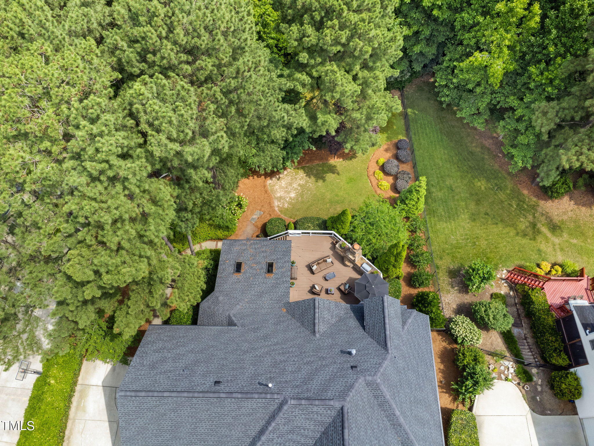 106 Caviston Way
