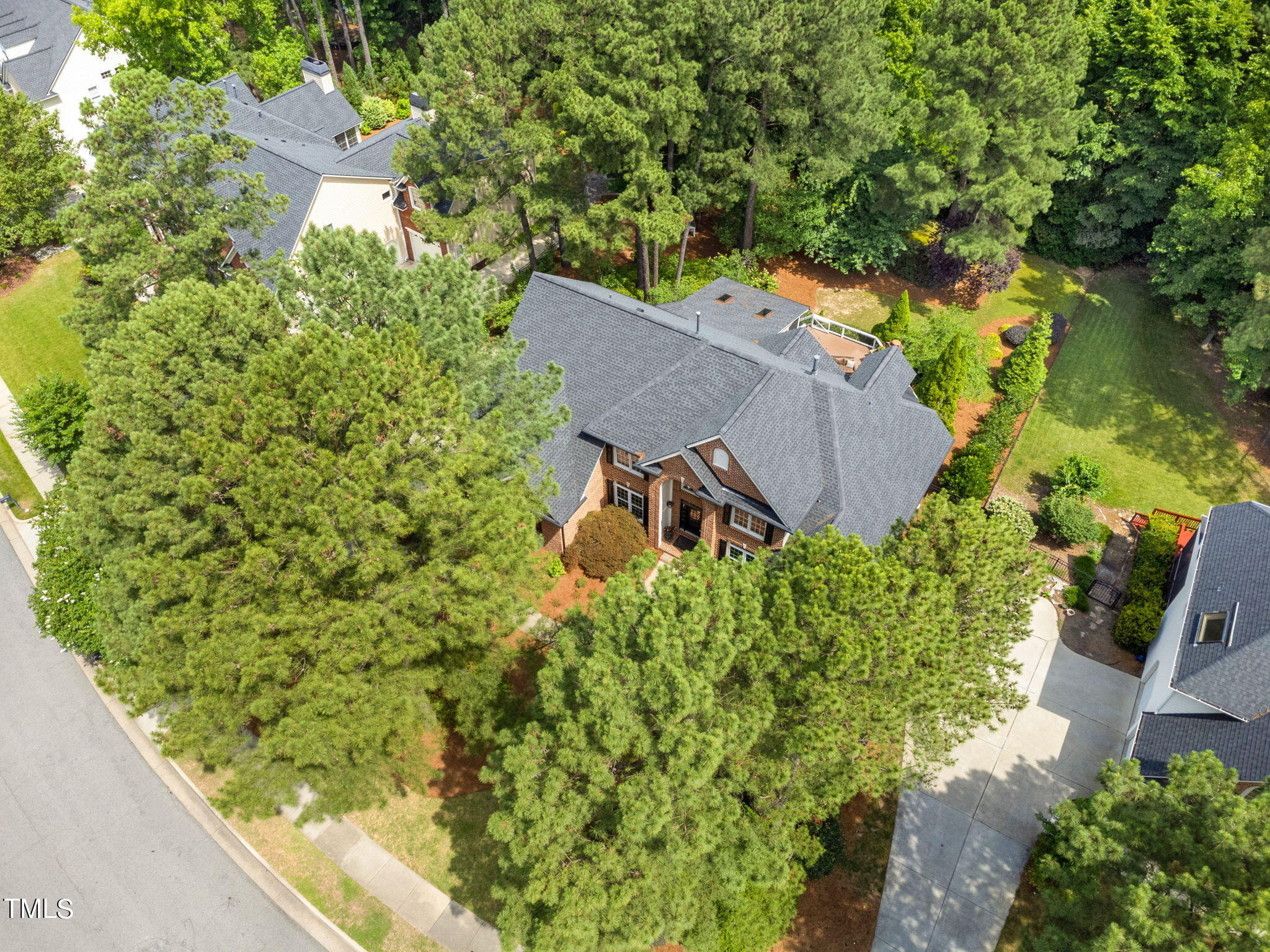 106 Caviston Way
