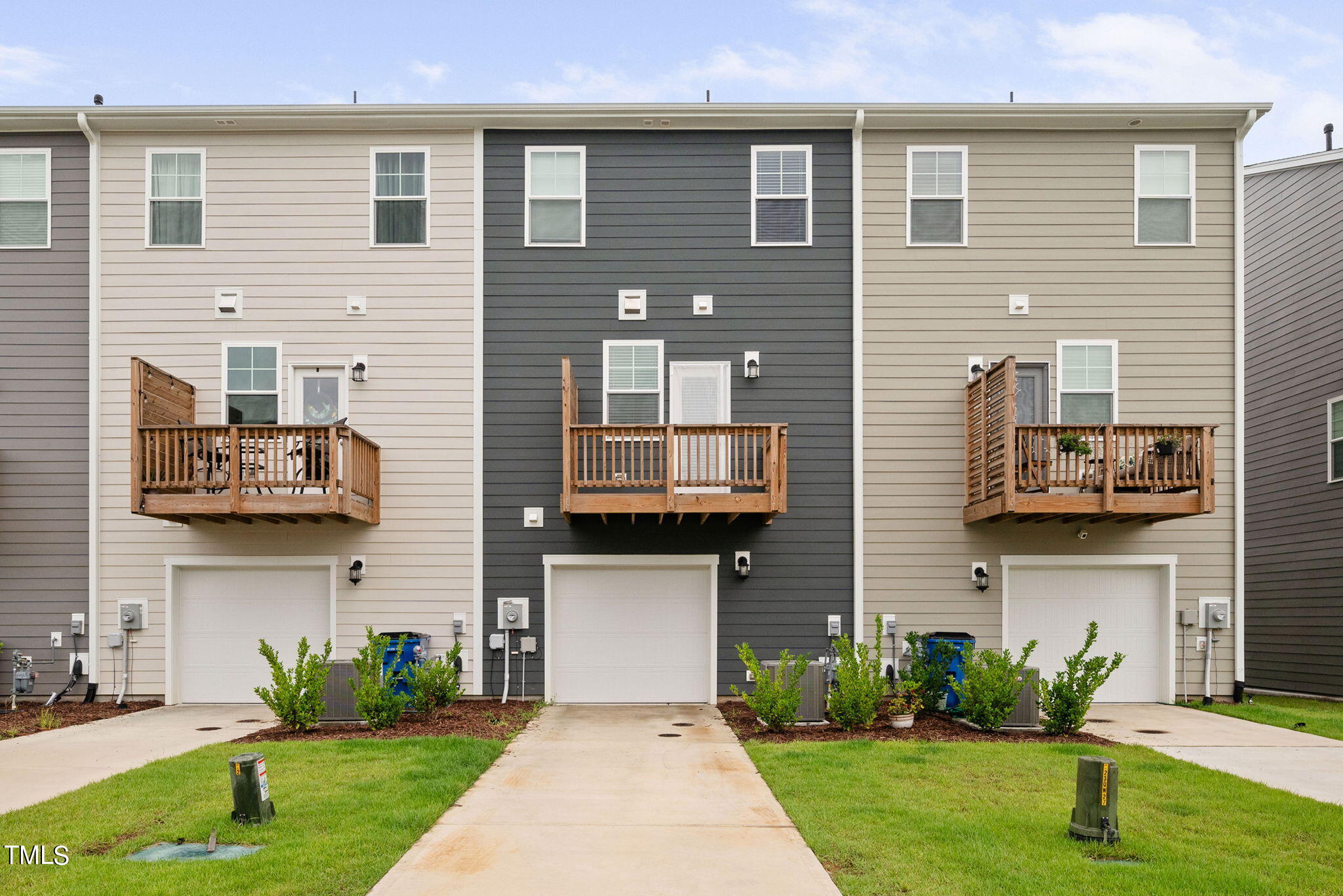 6231 Truxton Lane