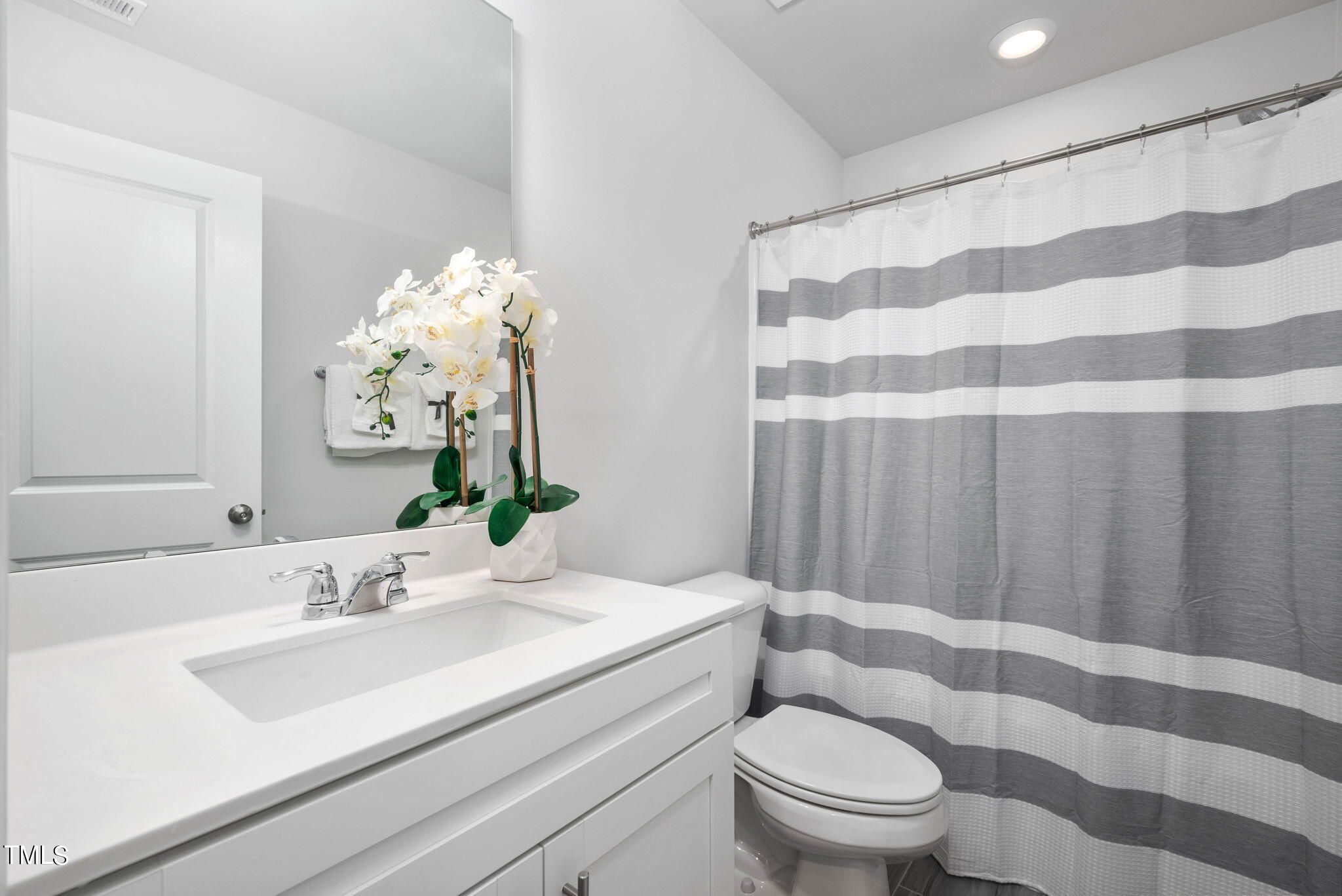 6231 Truxton Lane