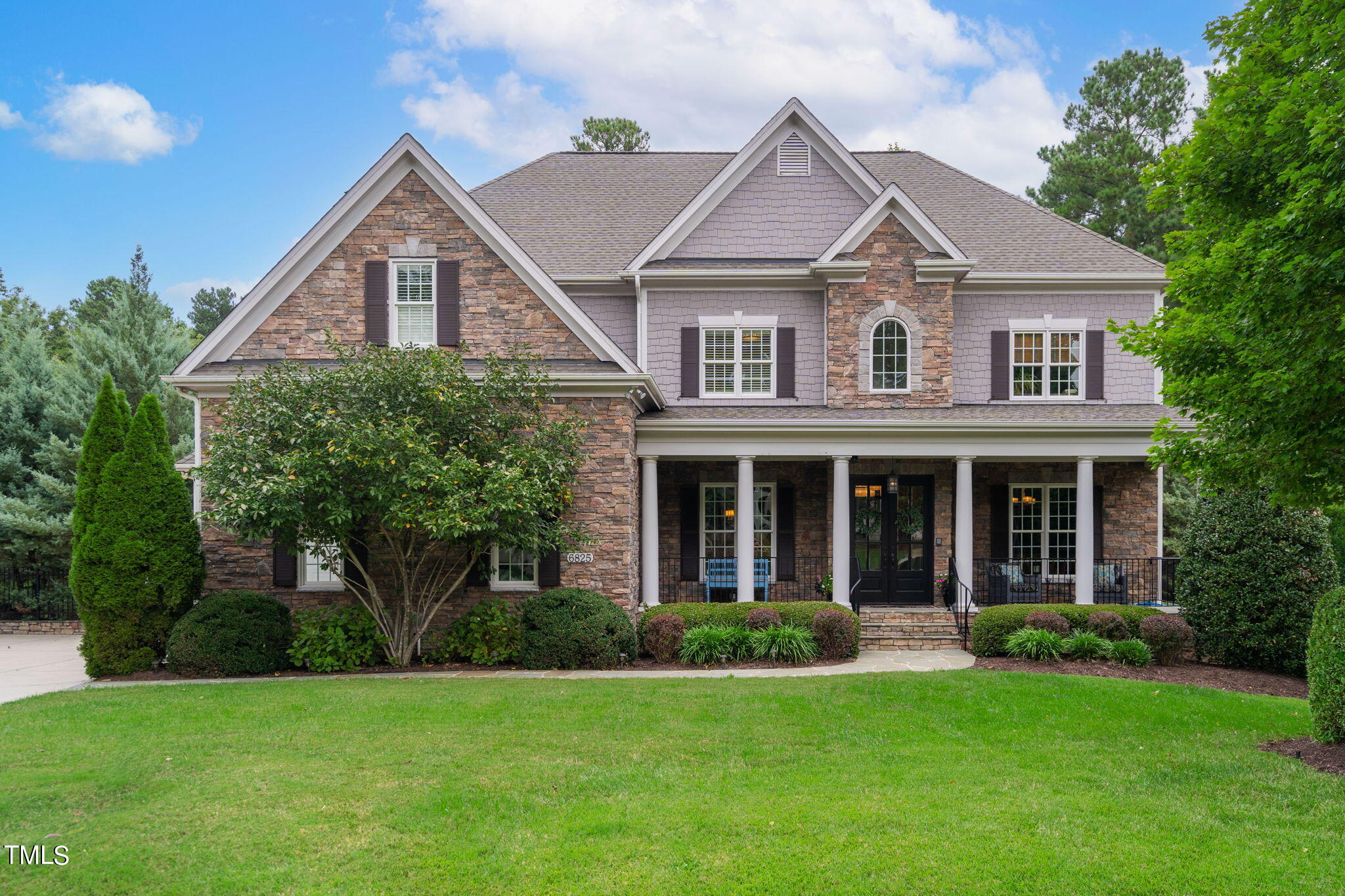 6825 Palaver Lane