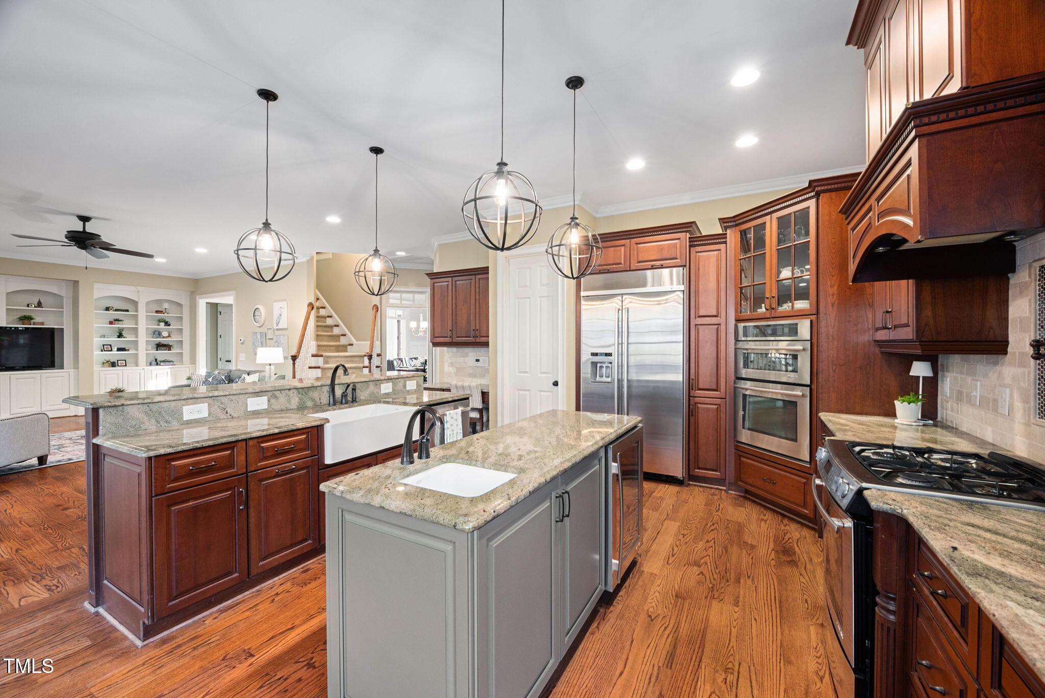 6825 Palaver Lane