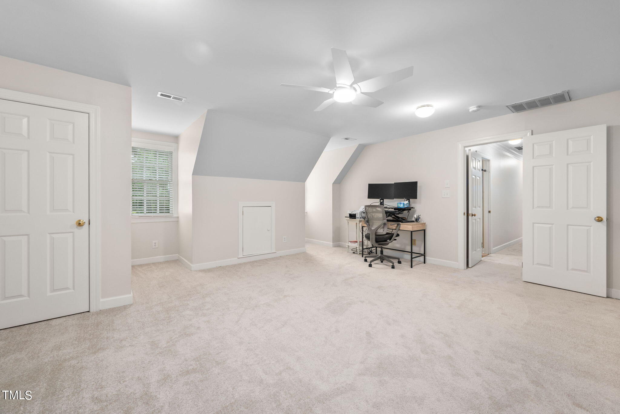 106 Tasman Court
