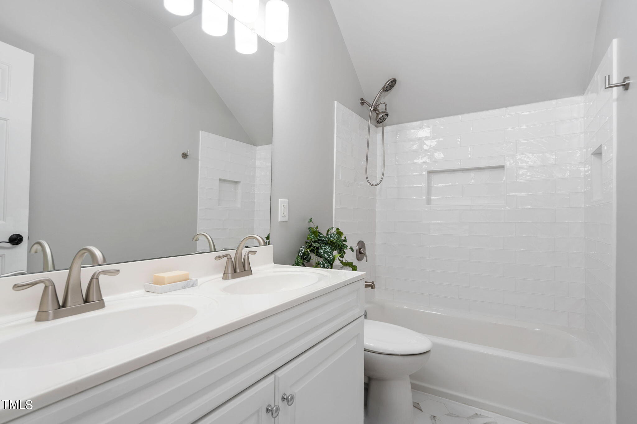 106 Billington Court