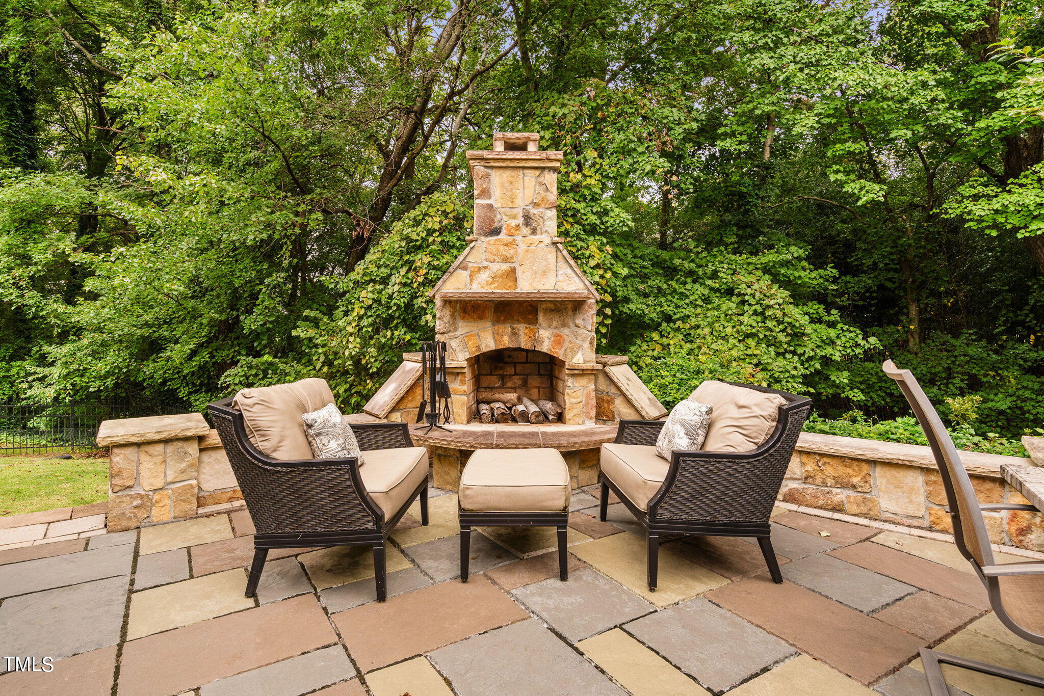 106 Billington Court