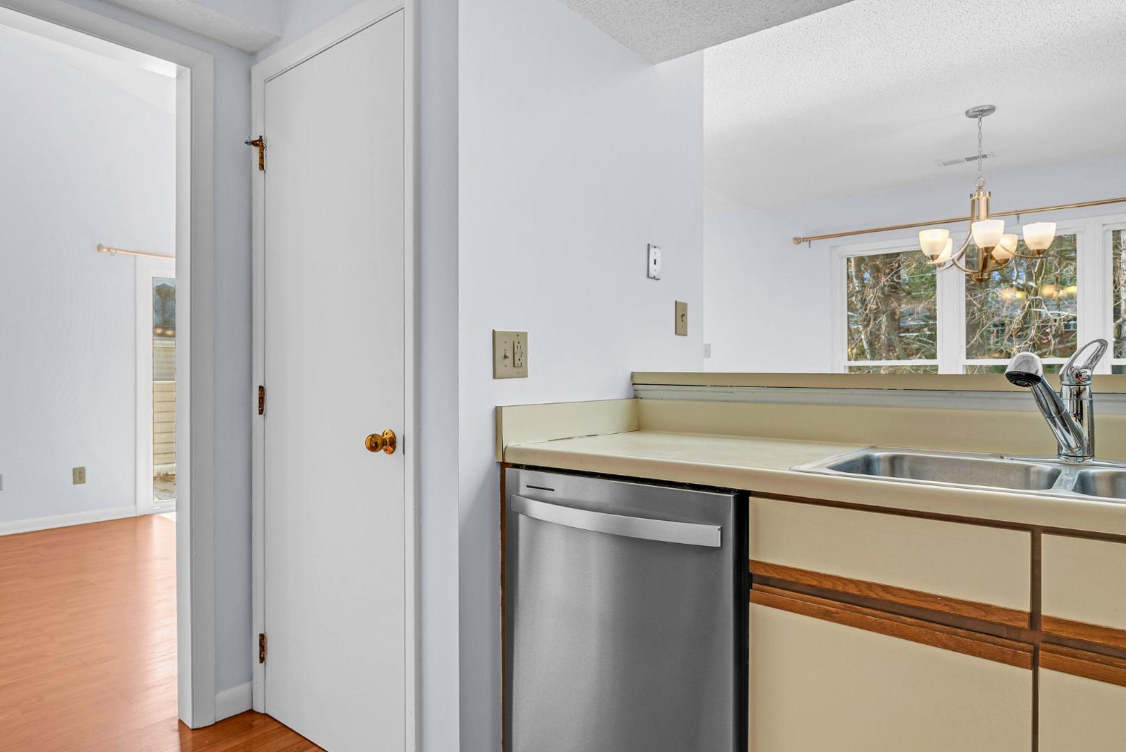 116 Manhattan Court