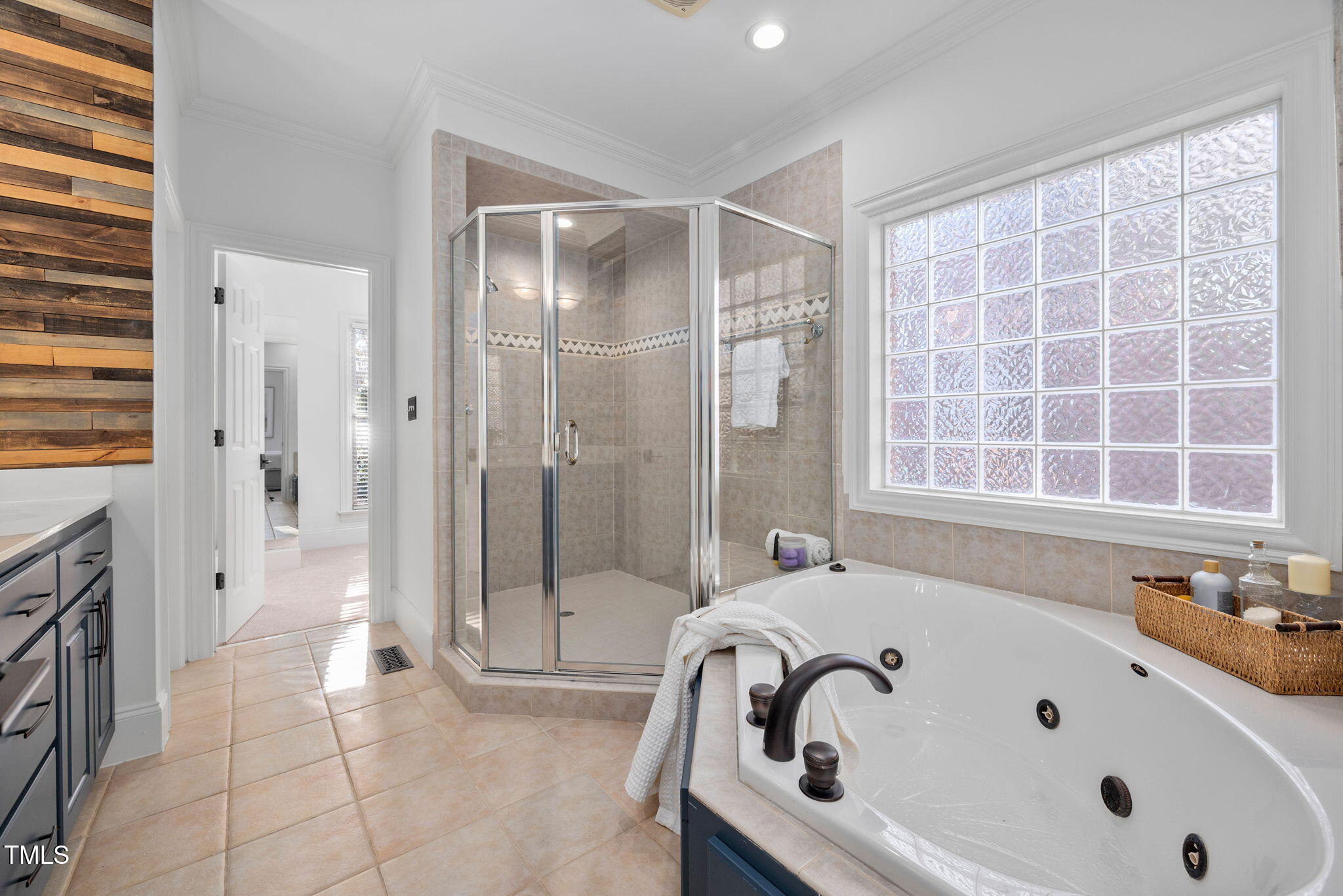 315 Hogans Valley Way