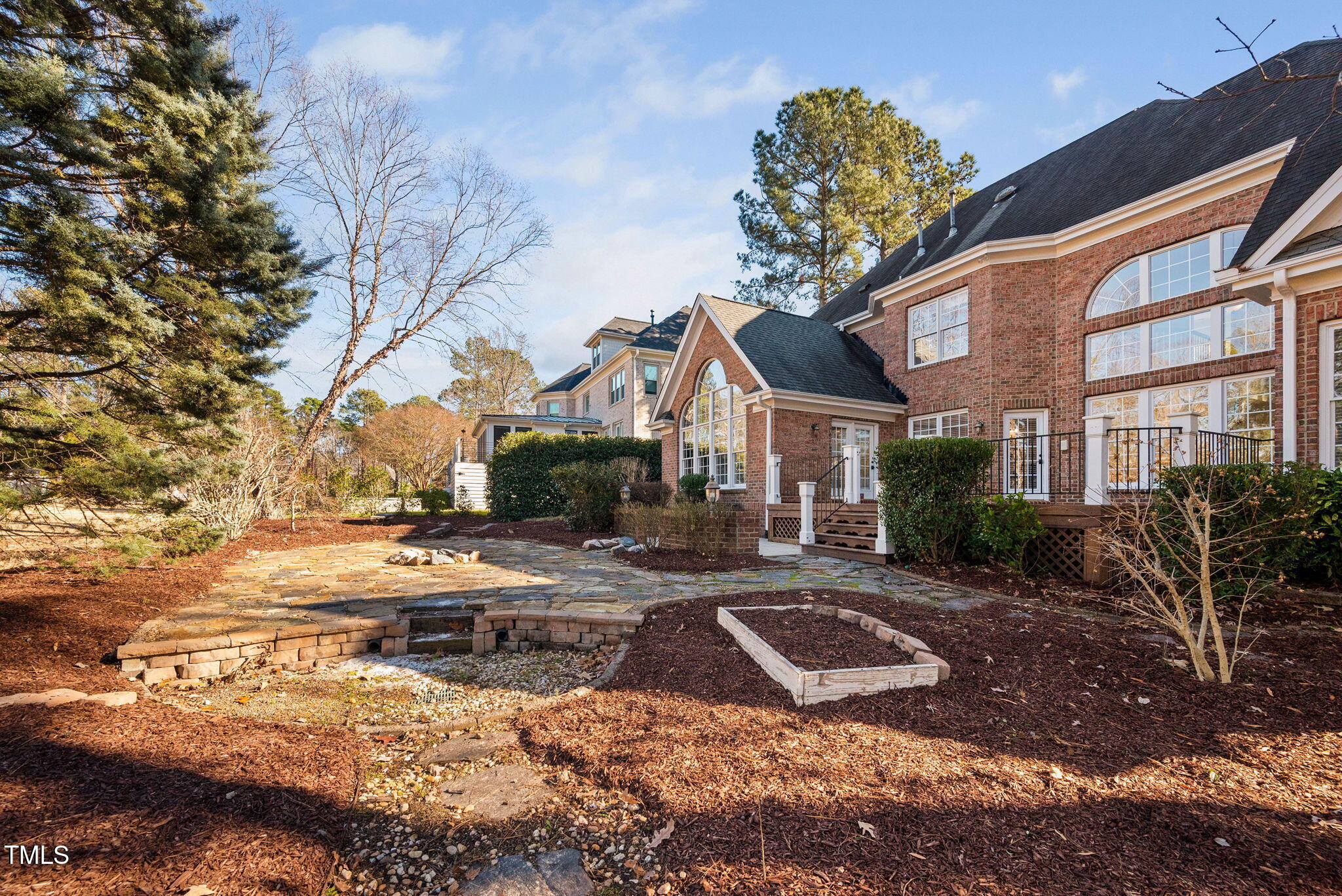 315 Hogans Valley Way