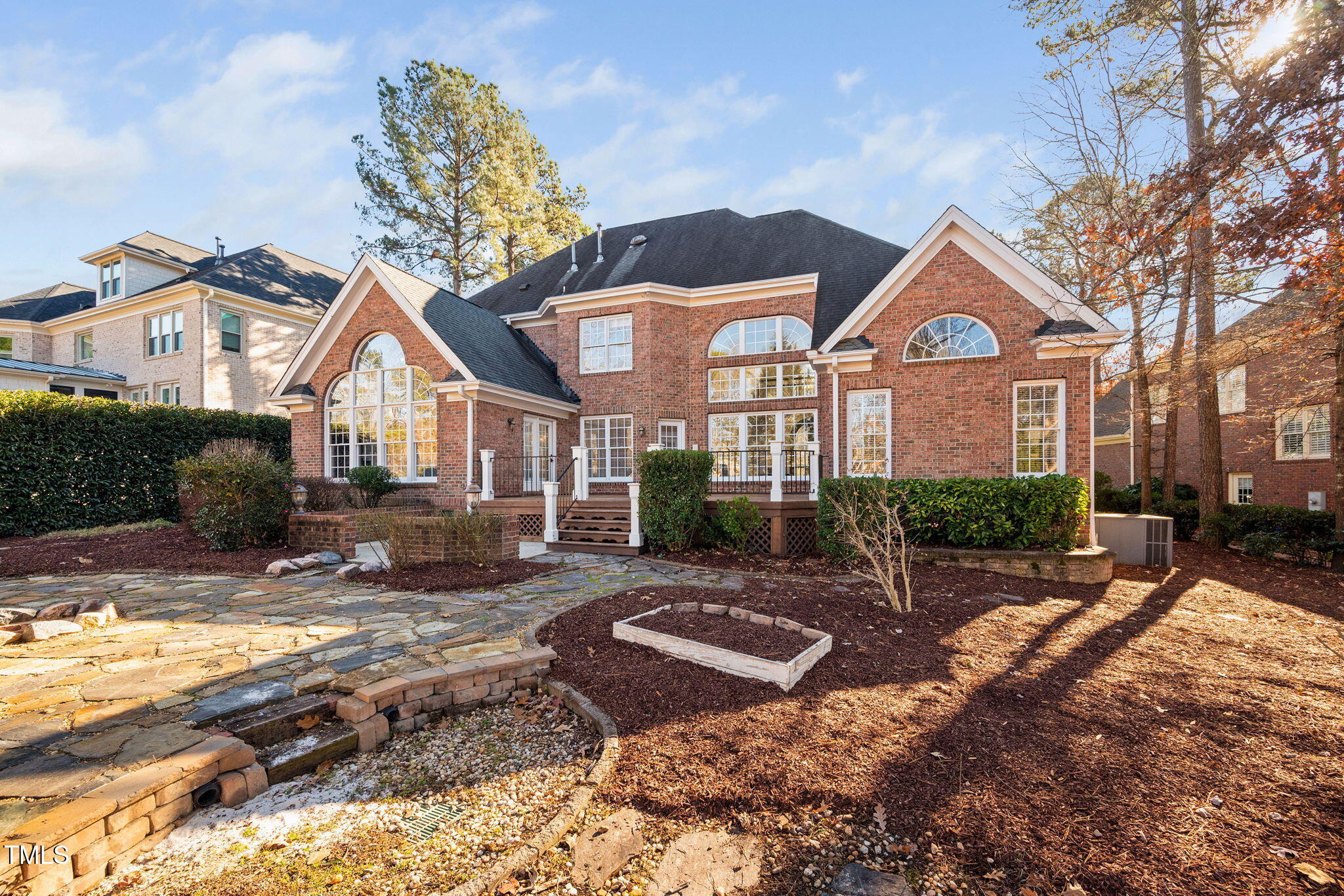 315 Hogans Valley Way