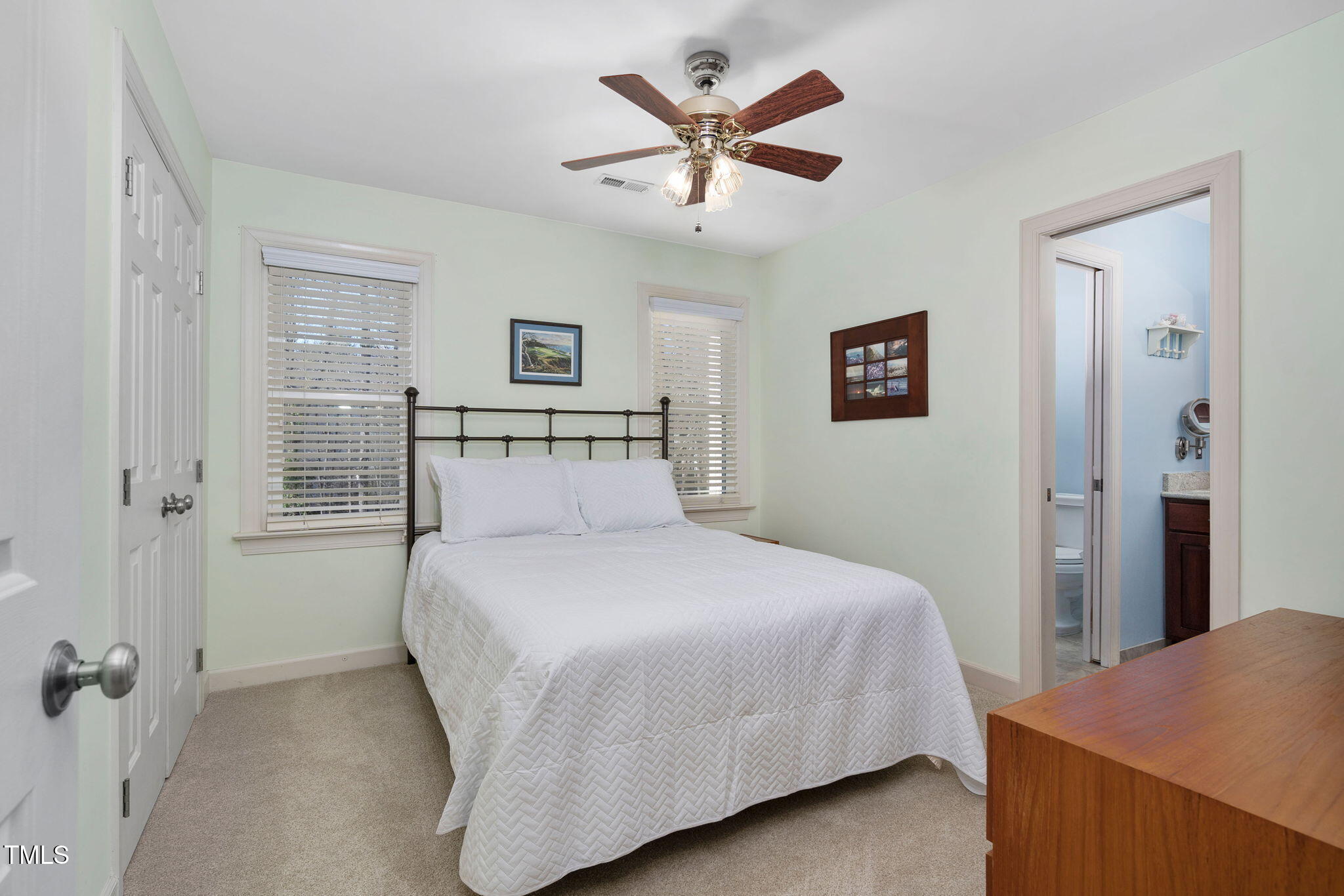 122 Draymore Way