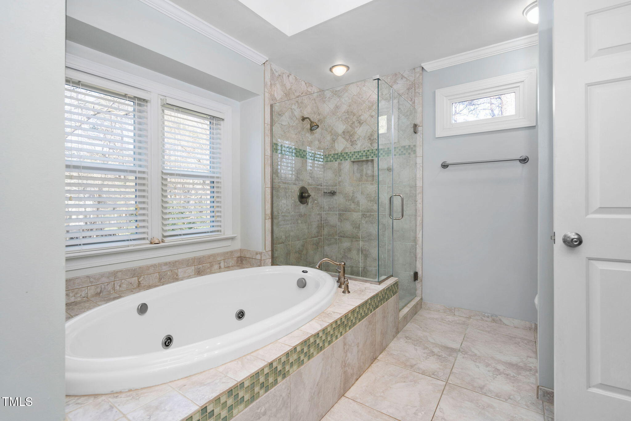 122 Draymore Way