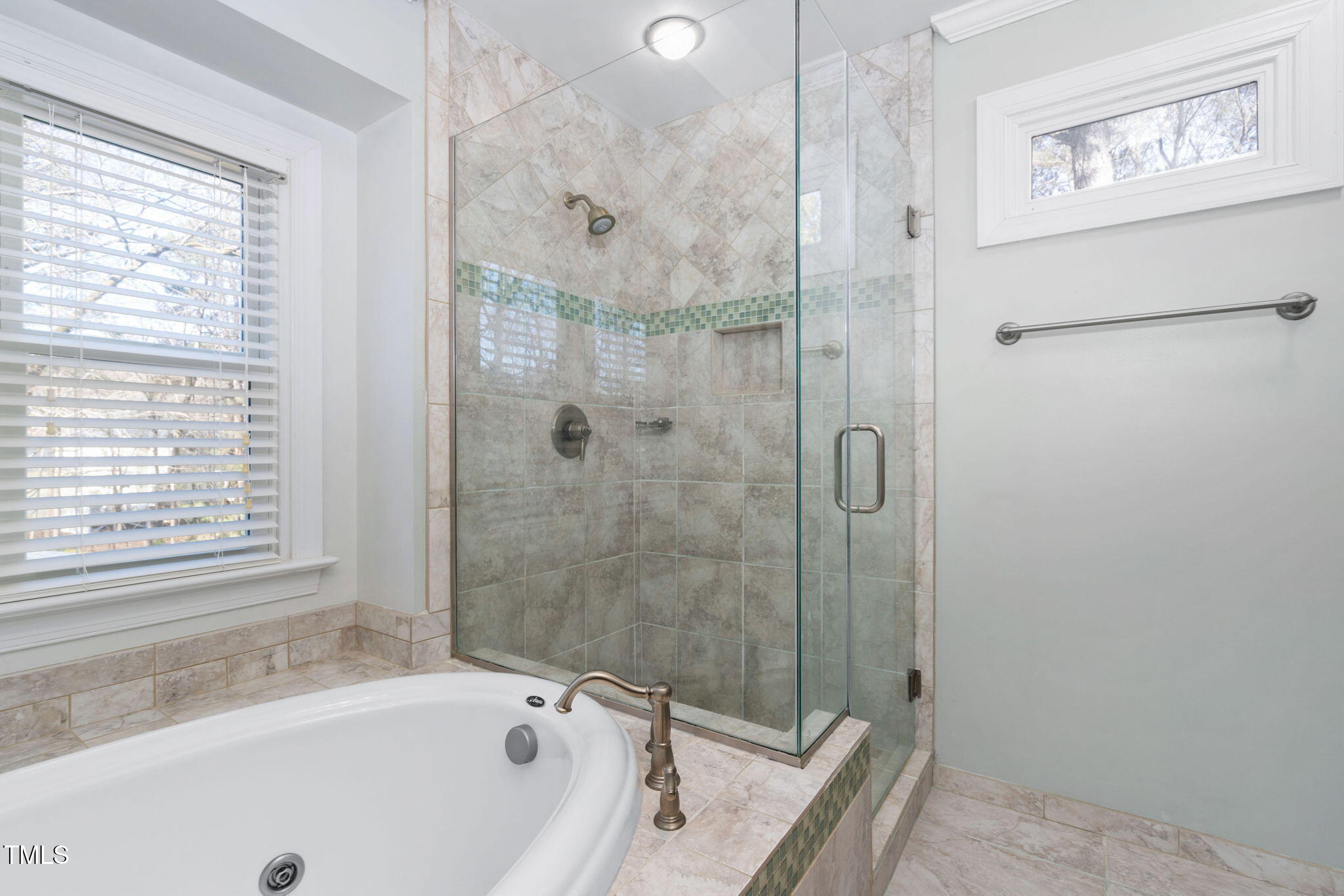 122 Draymore Way
