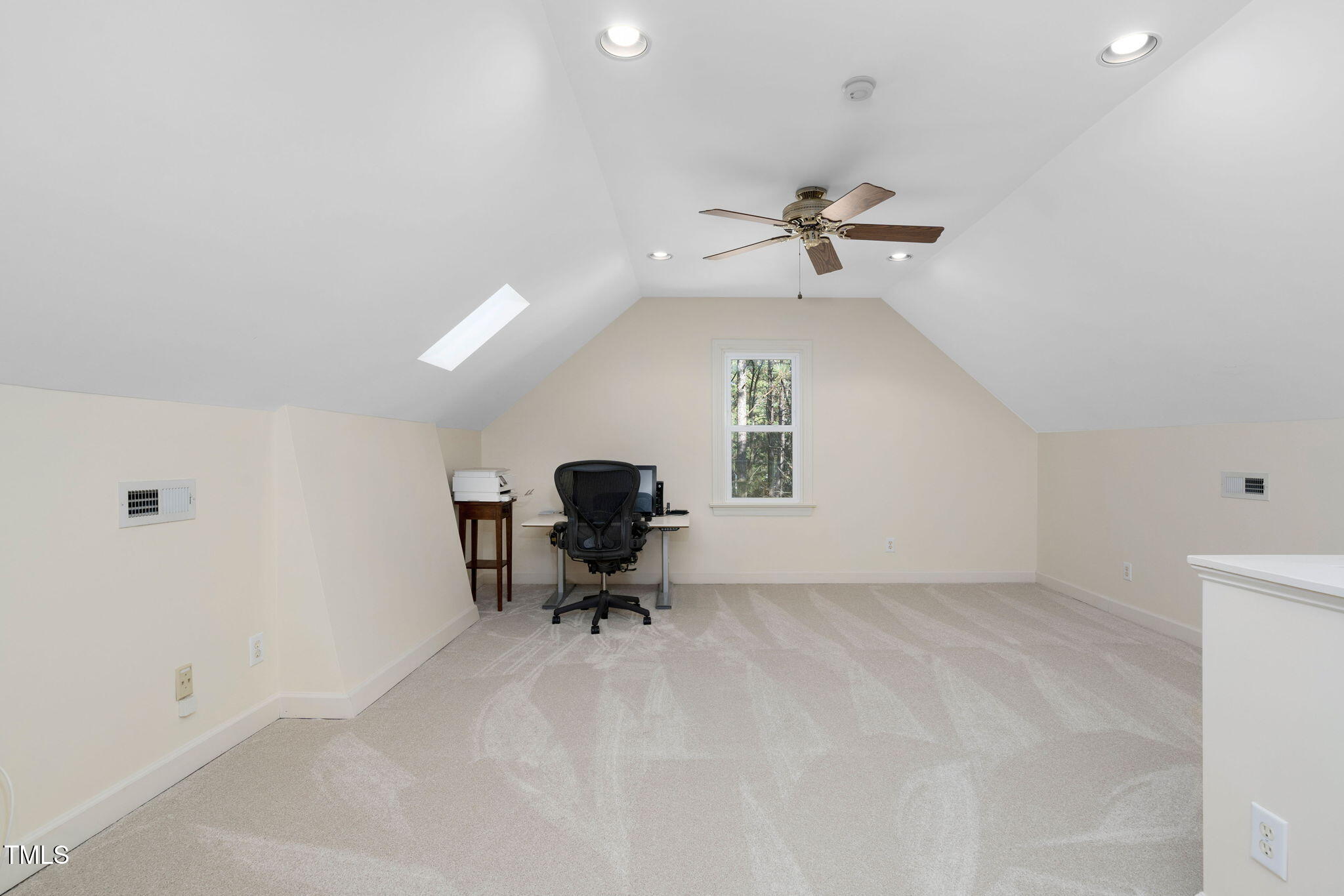 122 Draymore Way