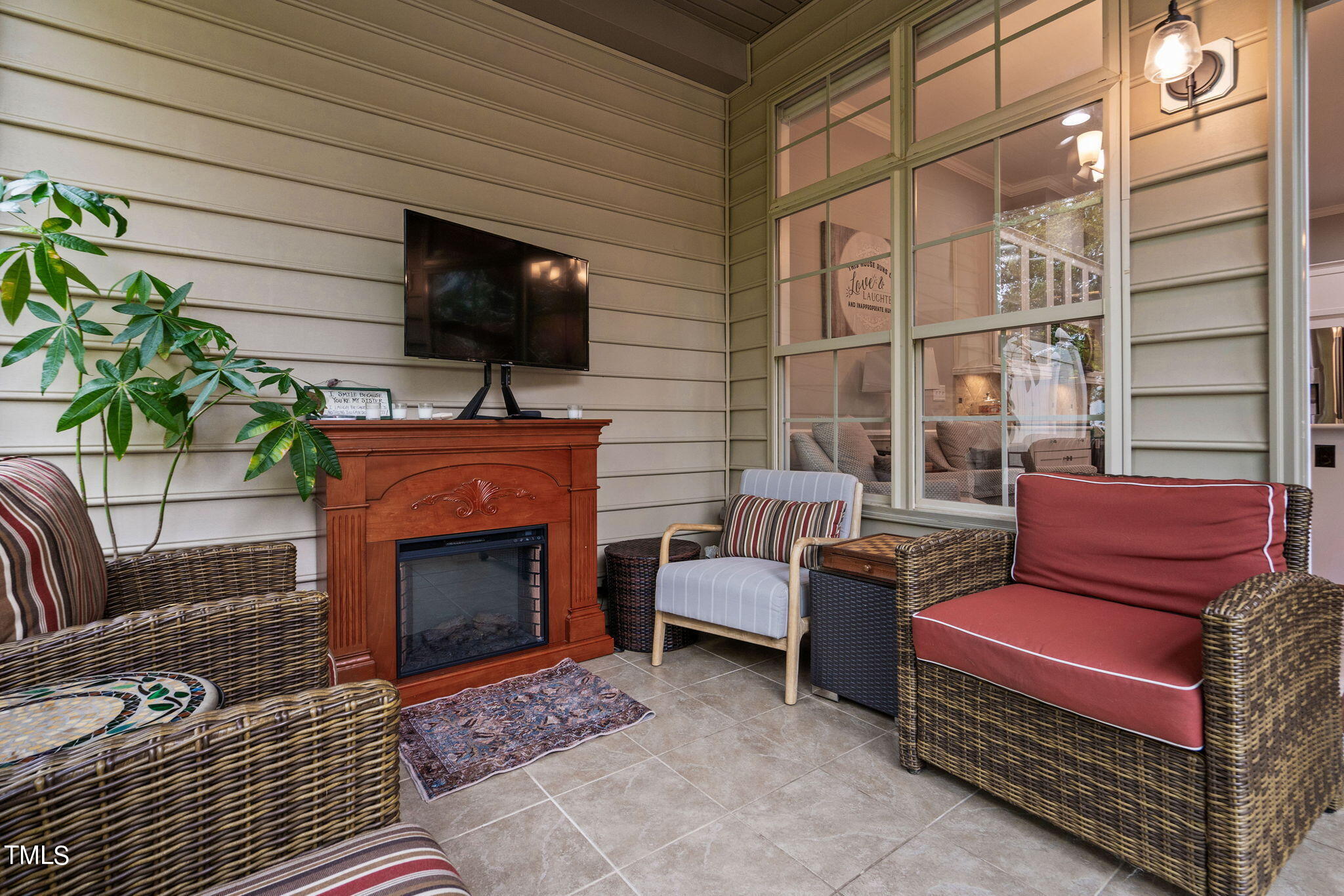 107 Sunstone Drive