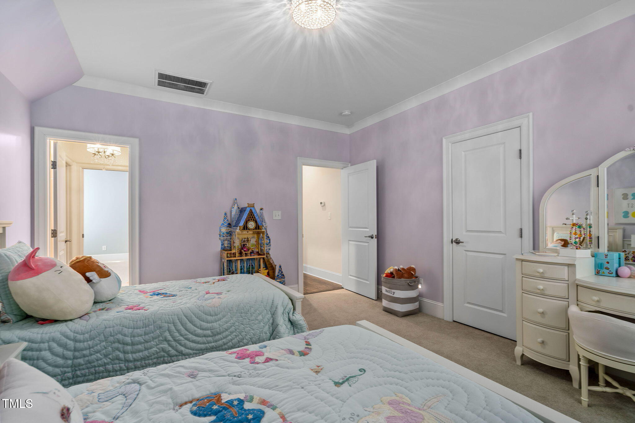 416 Calderbank Way