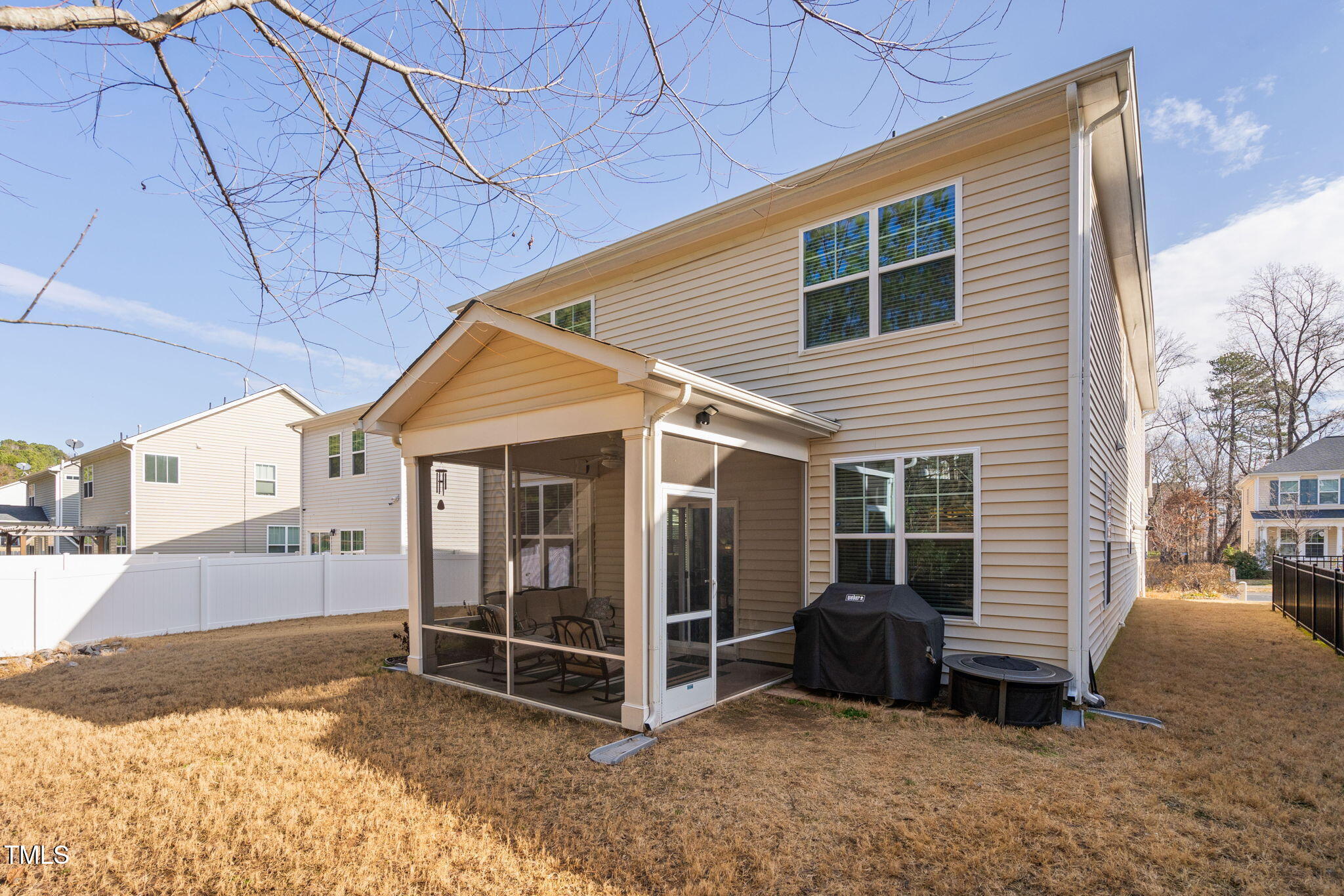 2518 Magnolia Tree Lane