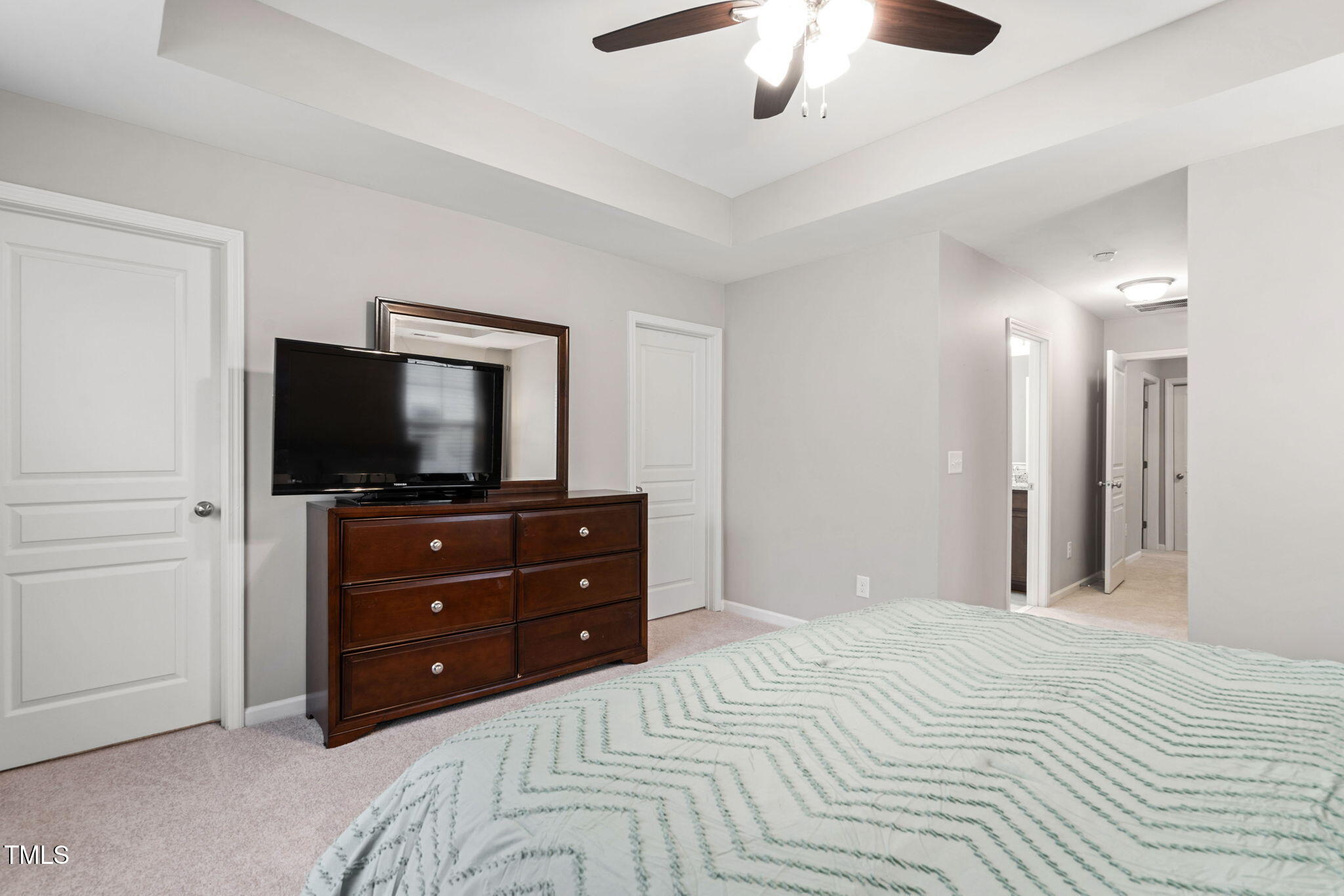 2518 Magnolia Tree Lane