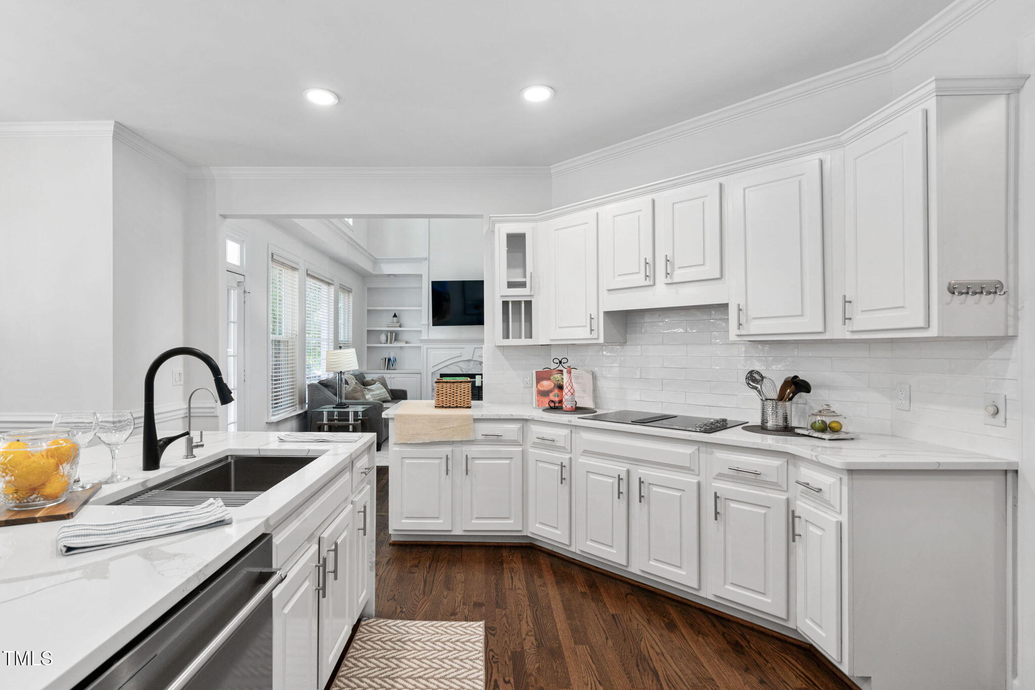 601 Walcott Way