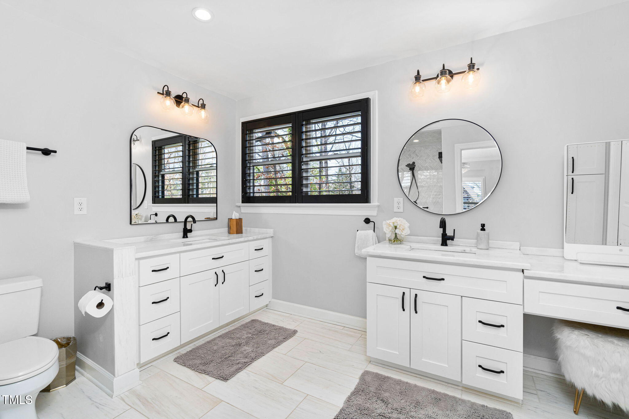 206 Torrey Pines Drive