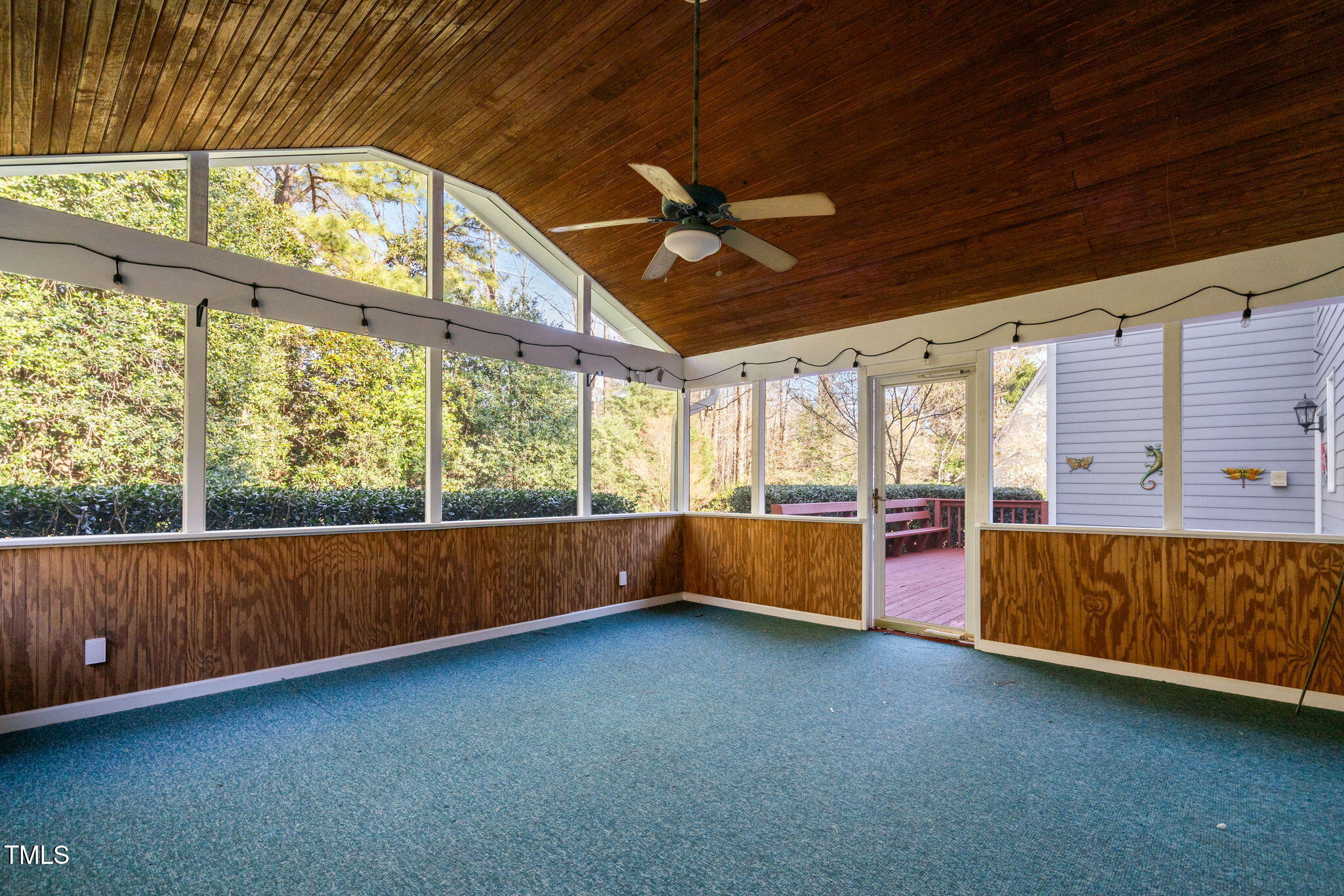 102 Ivywood Lane