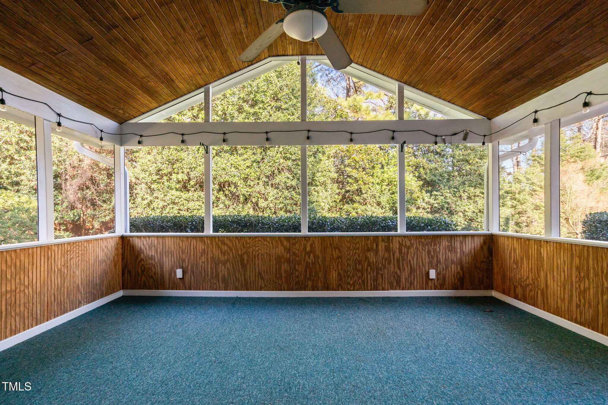 102 Ivywood Lane
