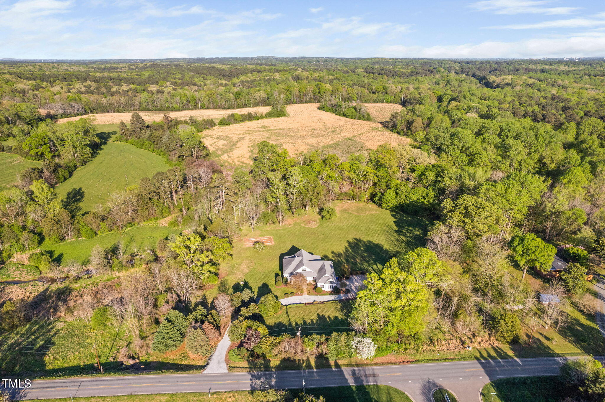 1601 Dairyland Road