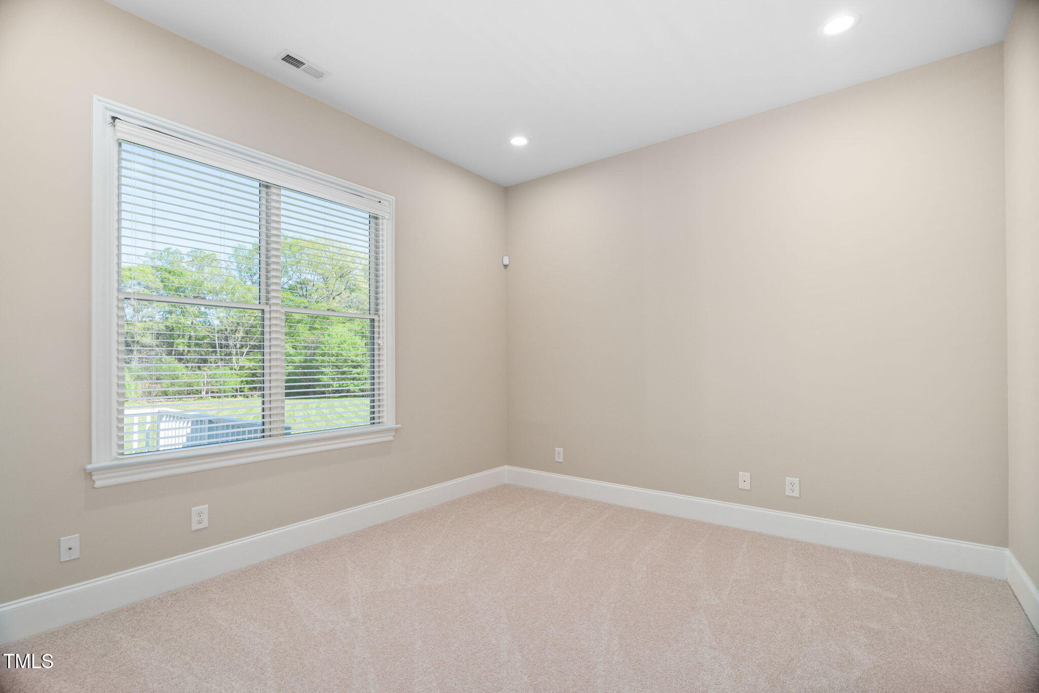 1601 Dairyland Road