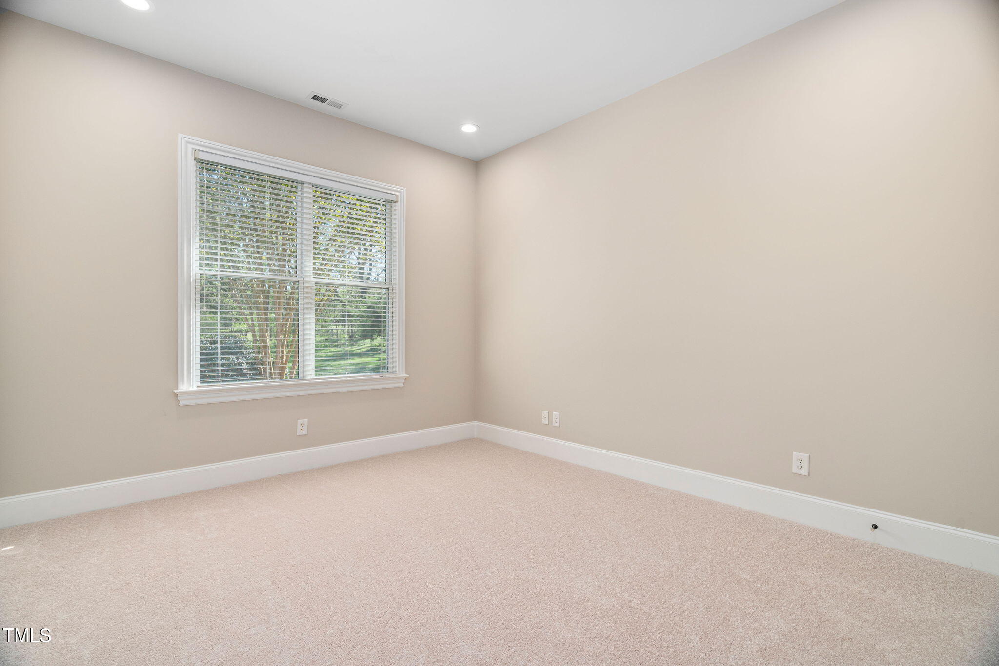 1601 Dairyland Road