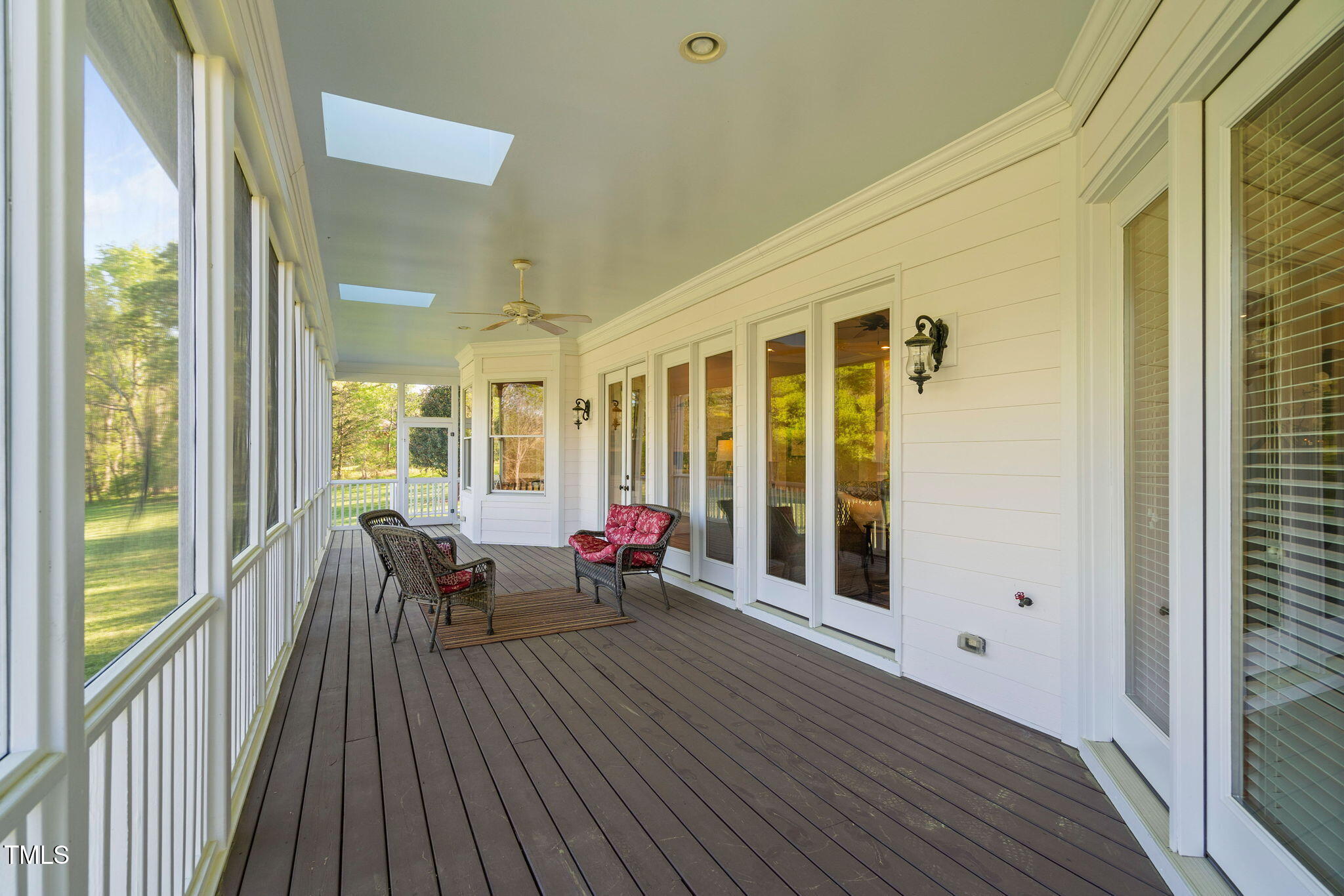 1601 Dairyland Road