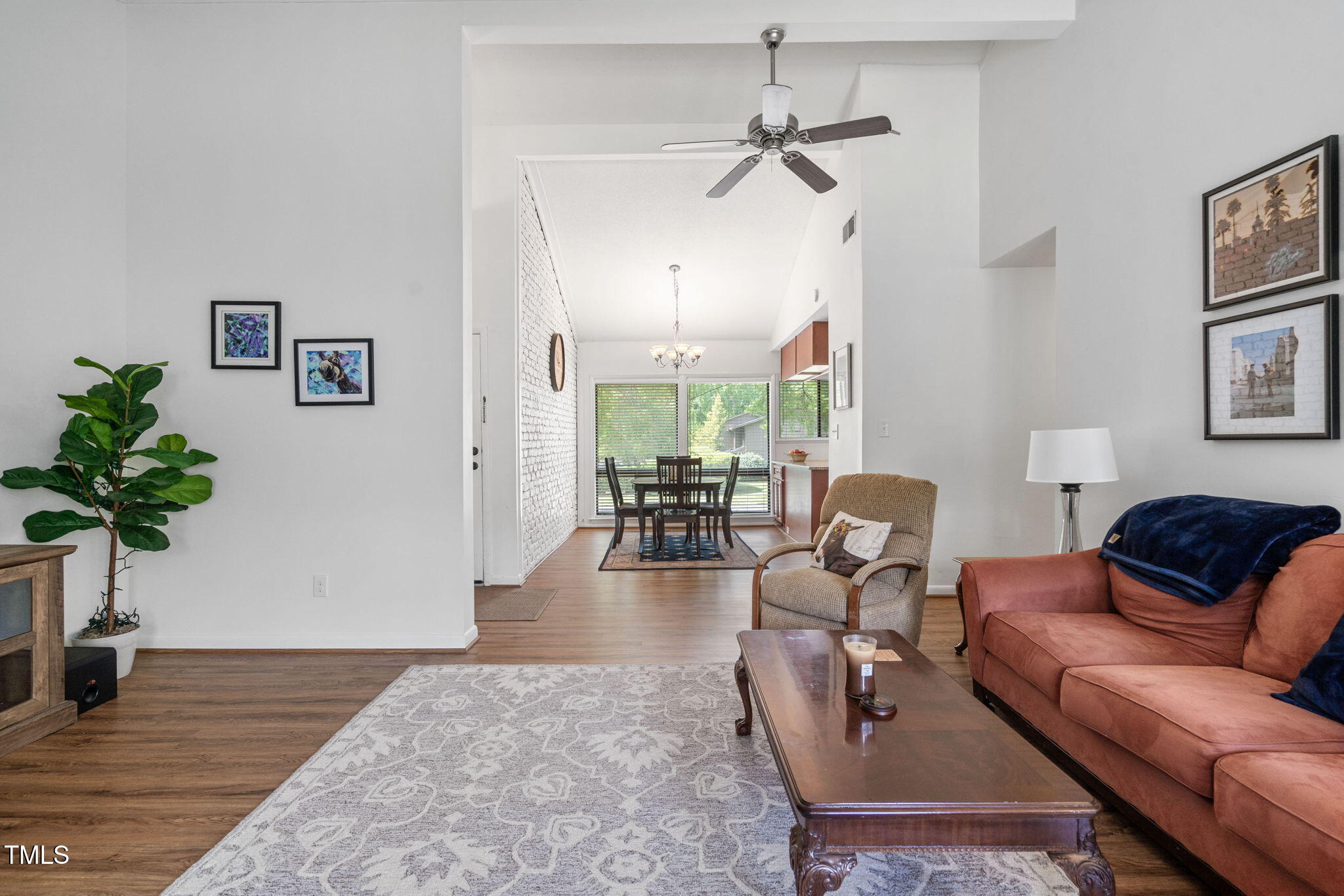 1504 Oak Tree Drive