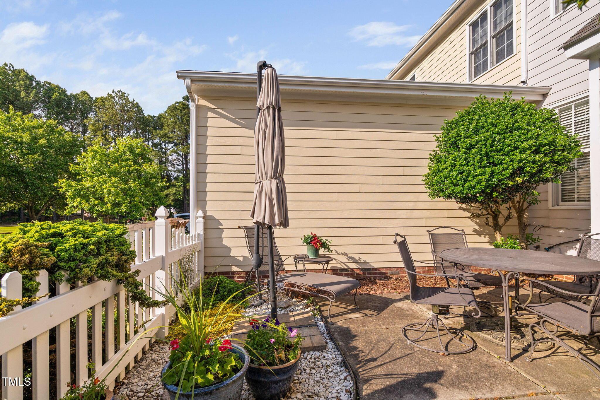 210 Presidents Walk Lane