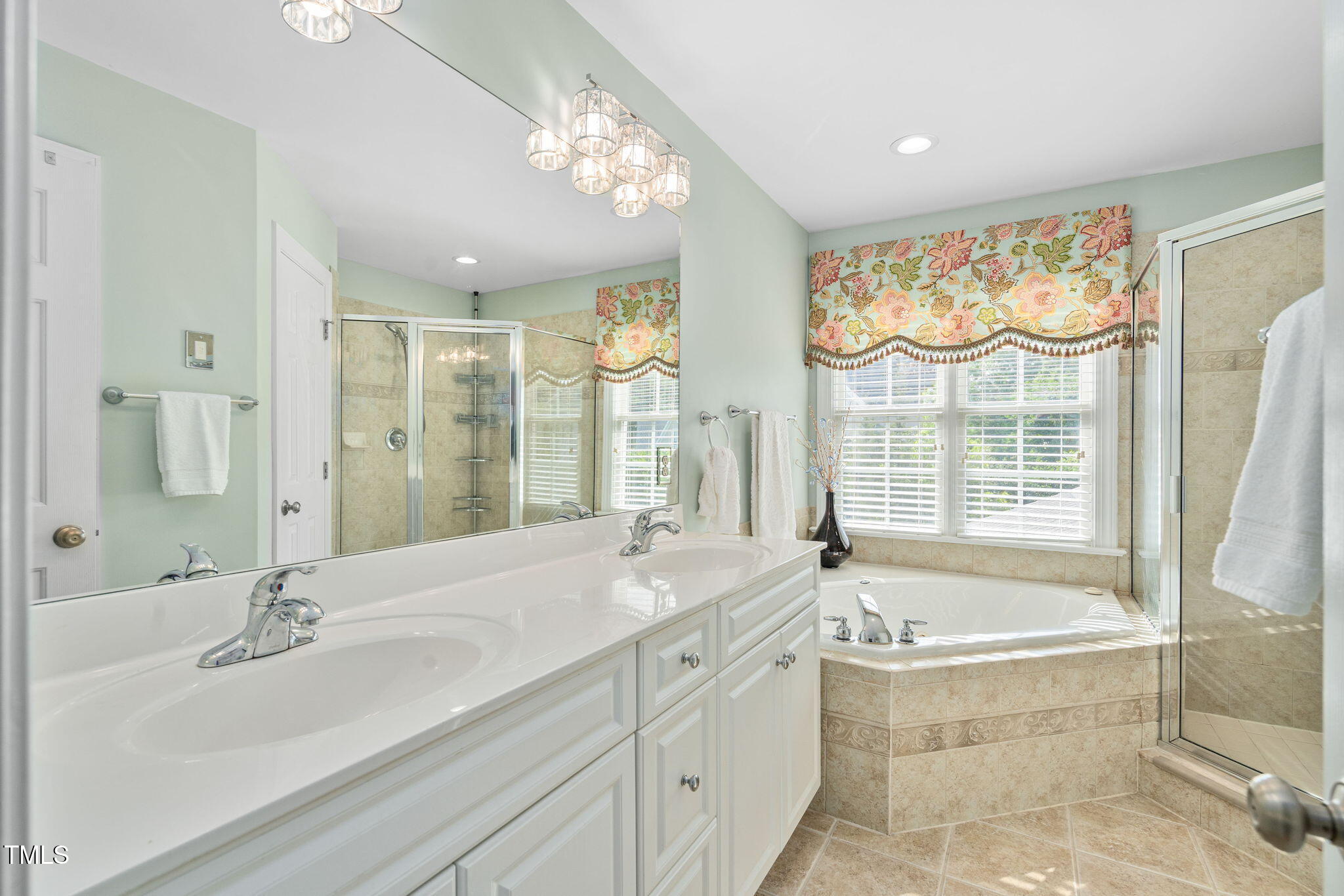 210 Presidents Walk Lane