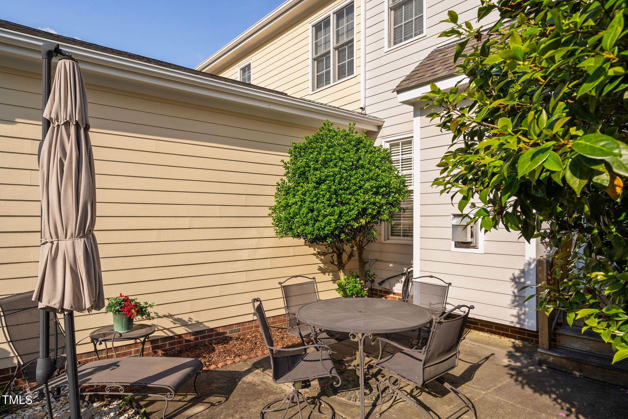 210 Presidents Walk Lane