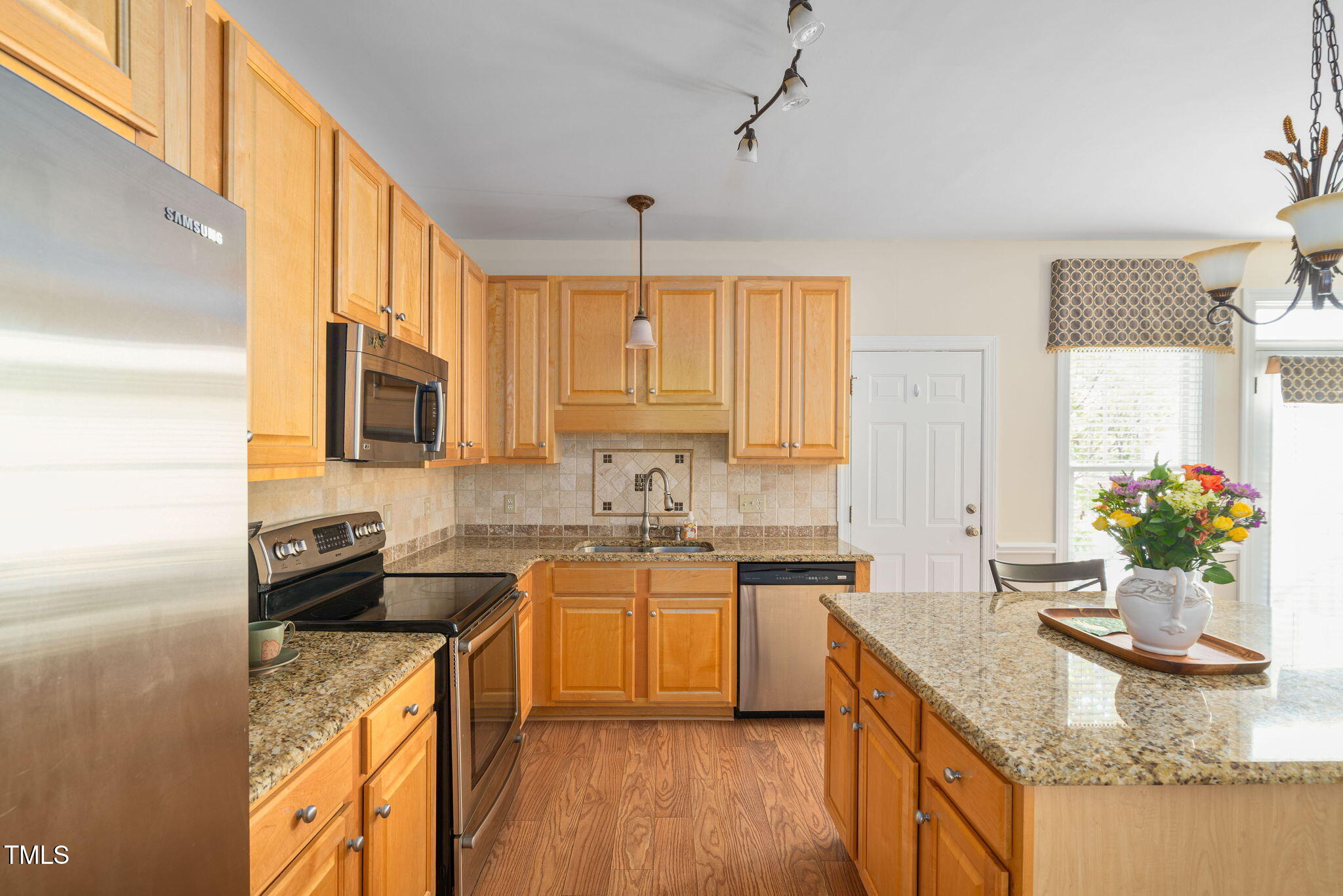 210 Presidents Walk Lane