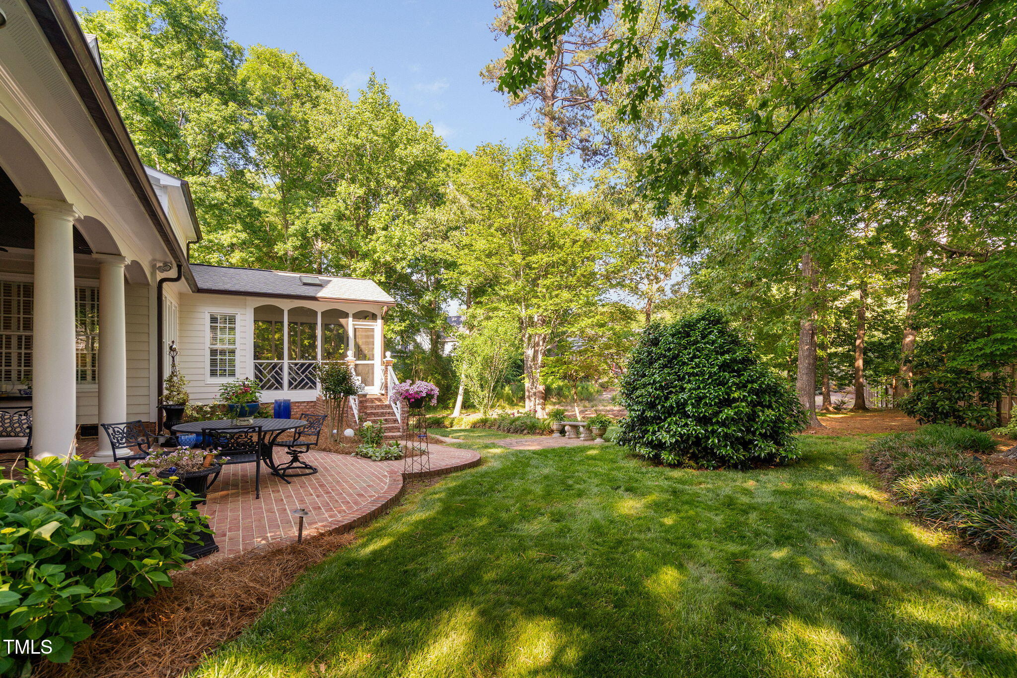 106 Clendenen Court