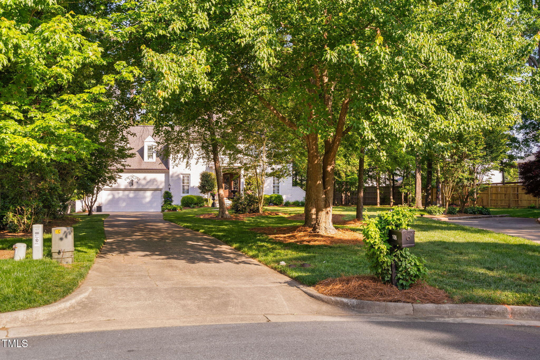 106 Clendenen Court