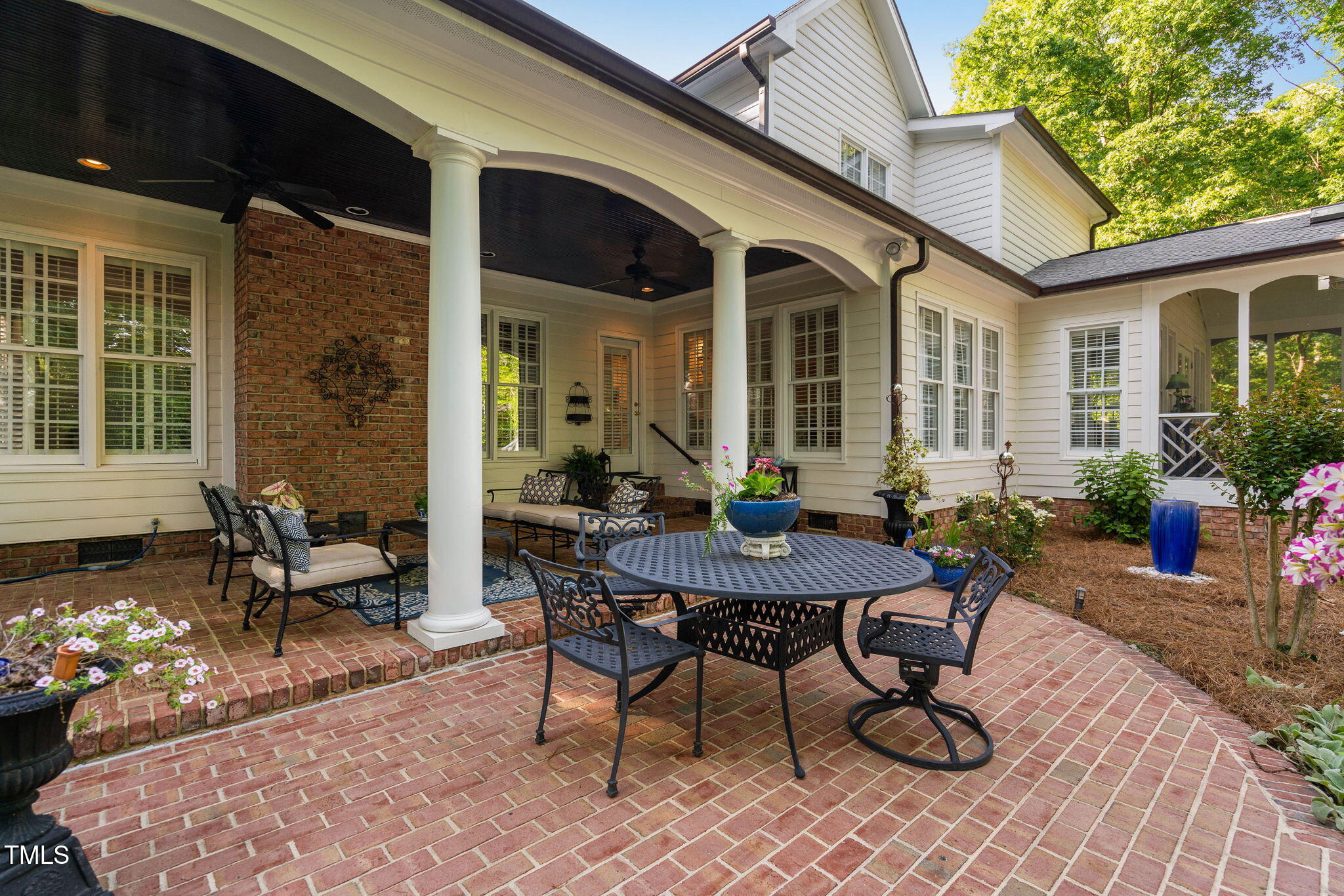 106 Clendenen Court