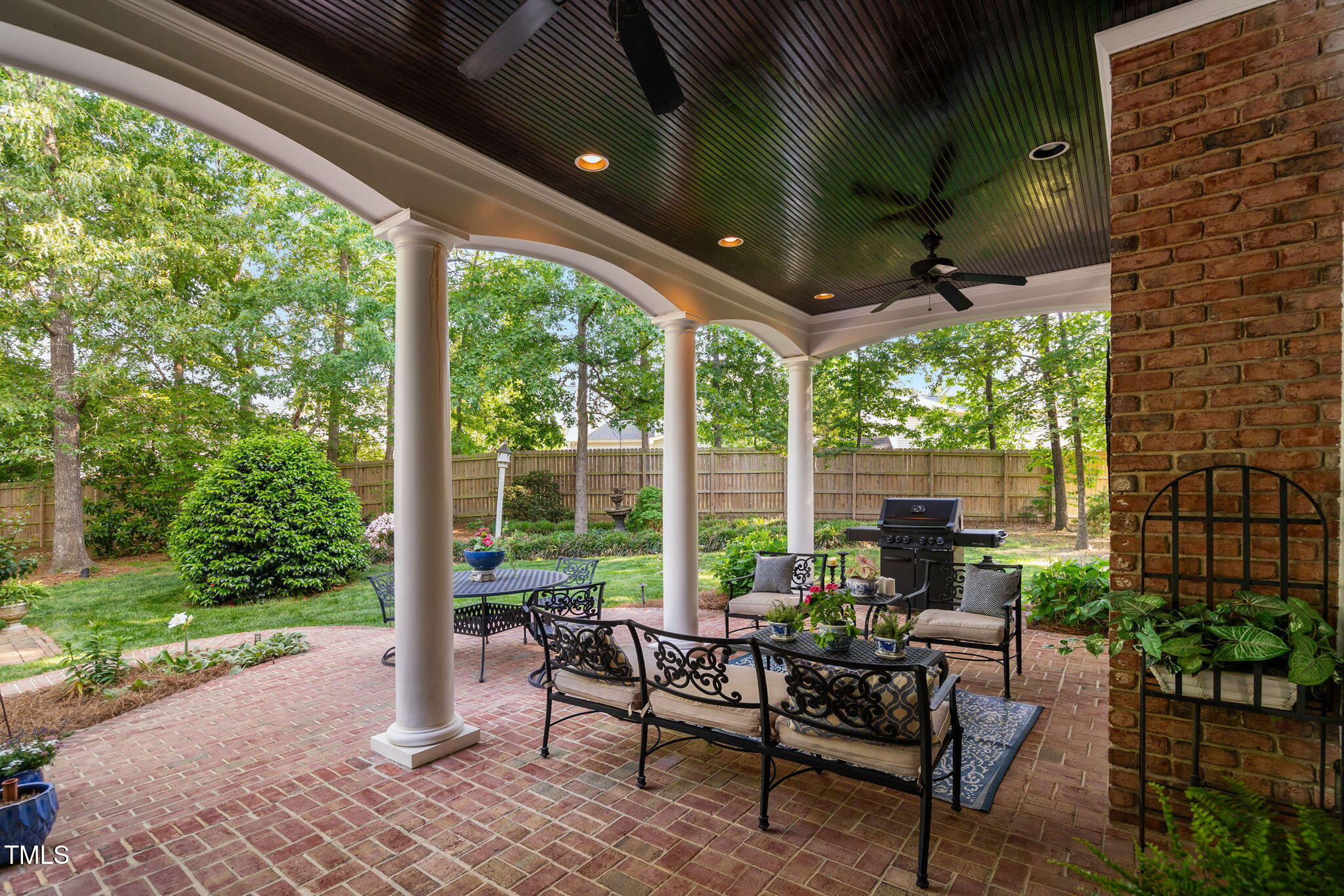 106 Clendenen Court