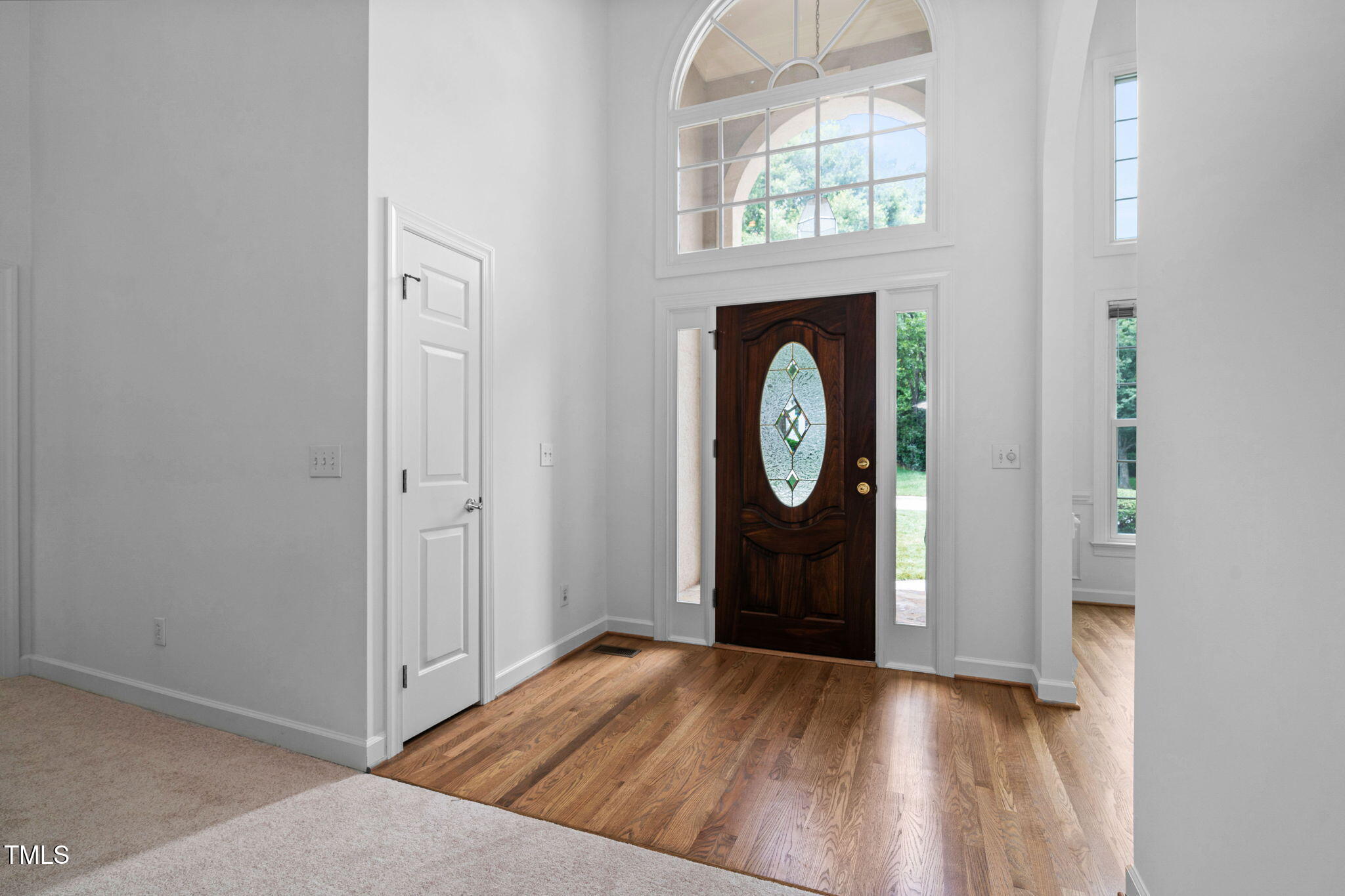 101 Deerwalk Court