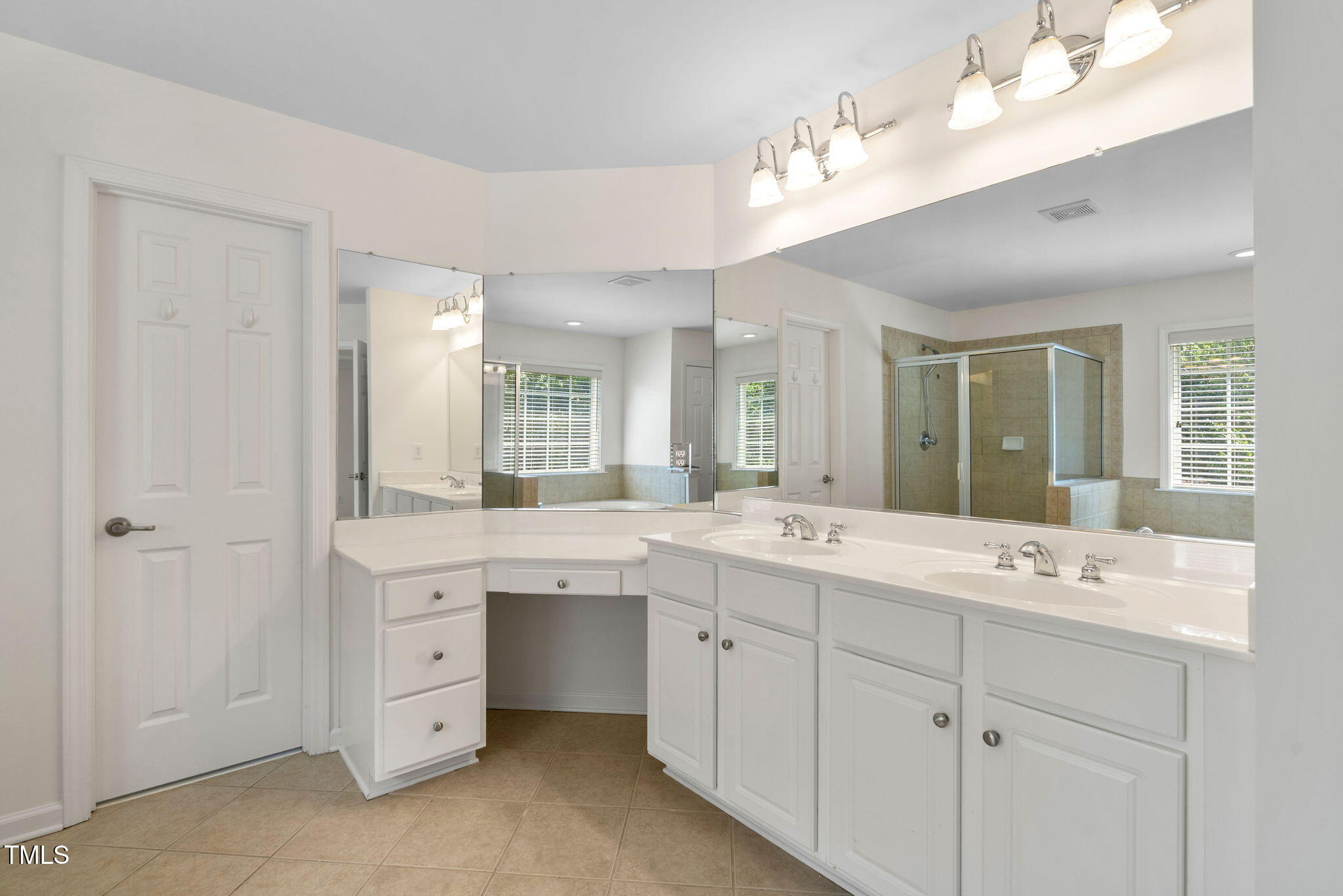 108 Lawnwood Court