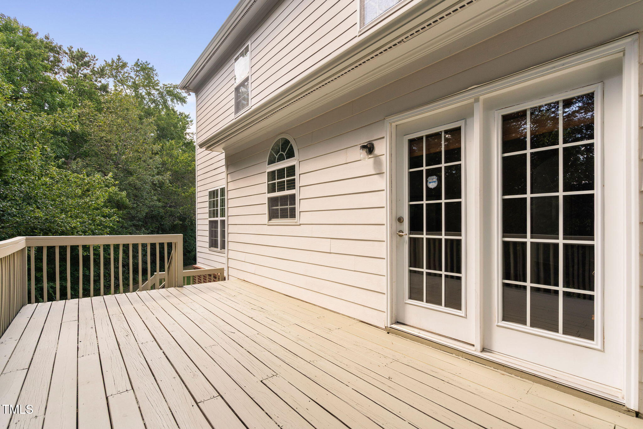 108 Lawnwood Court
