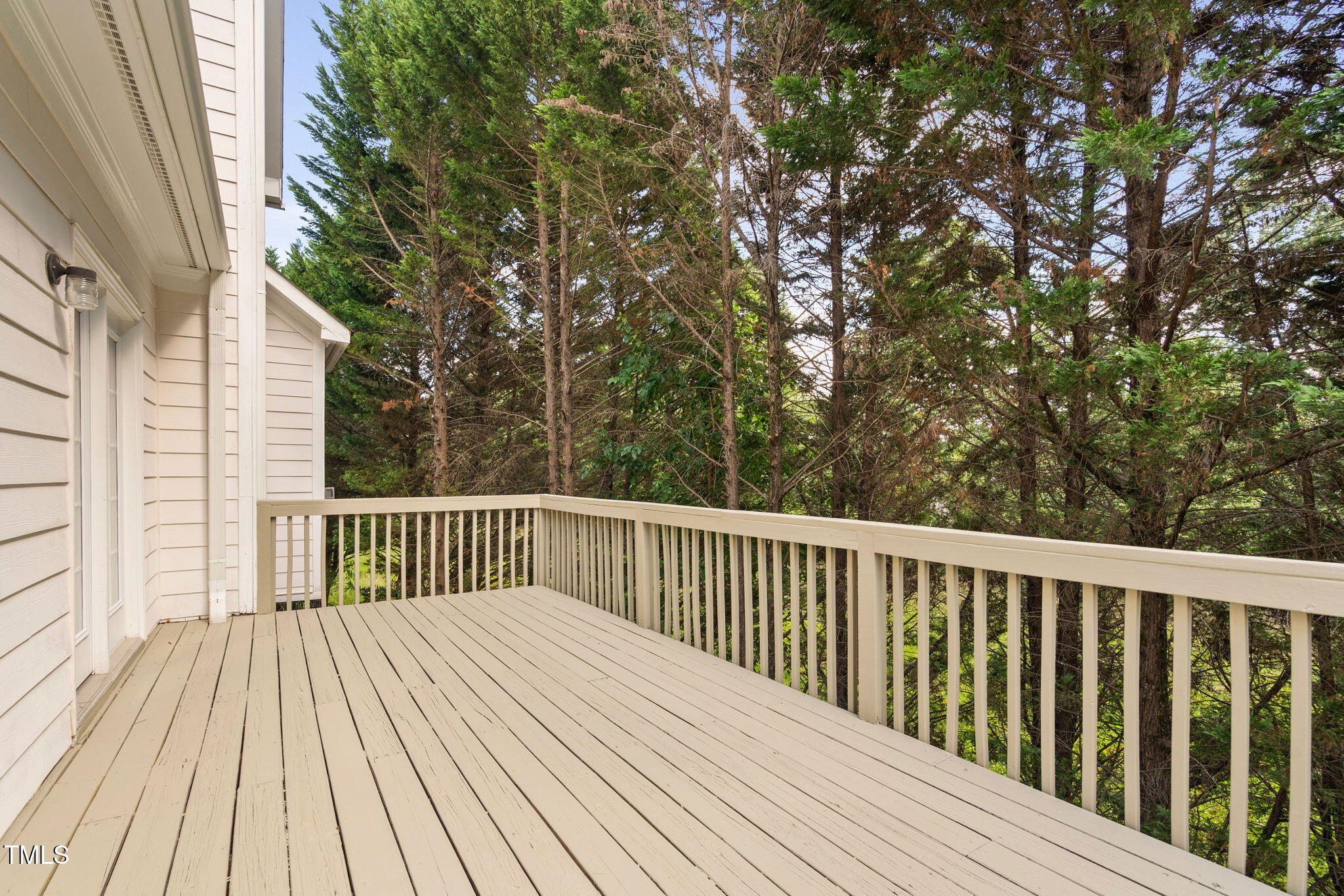 108 Lawnwood Court