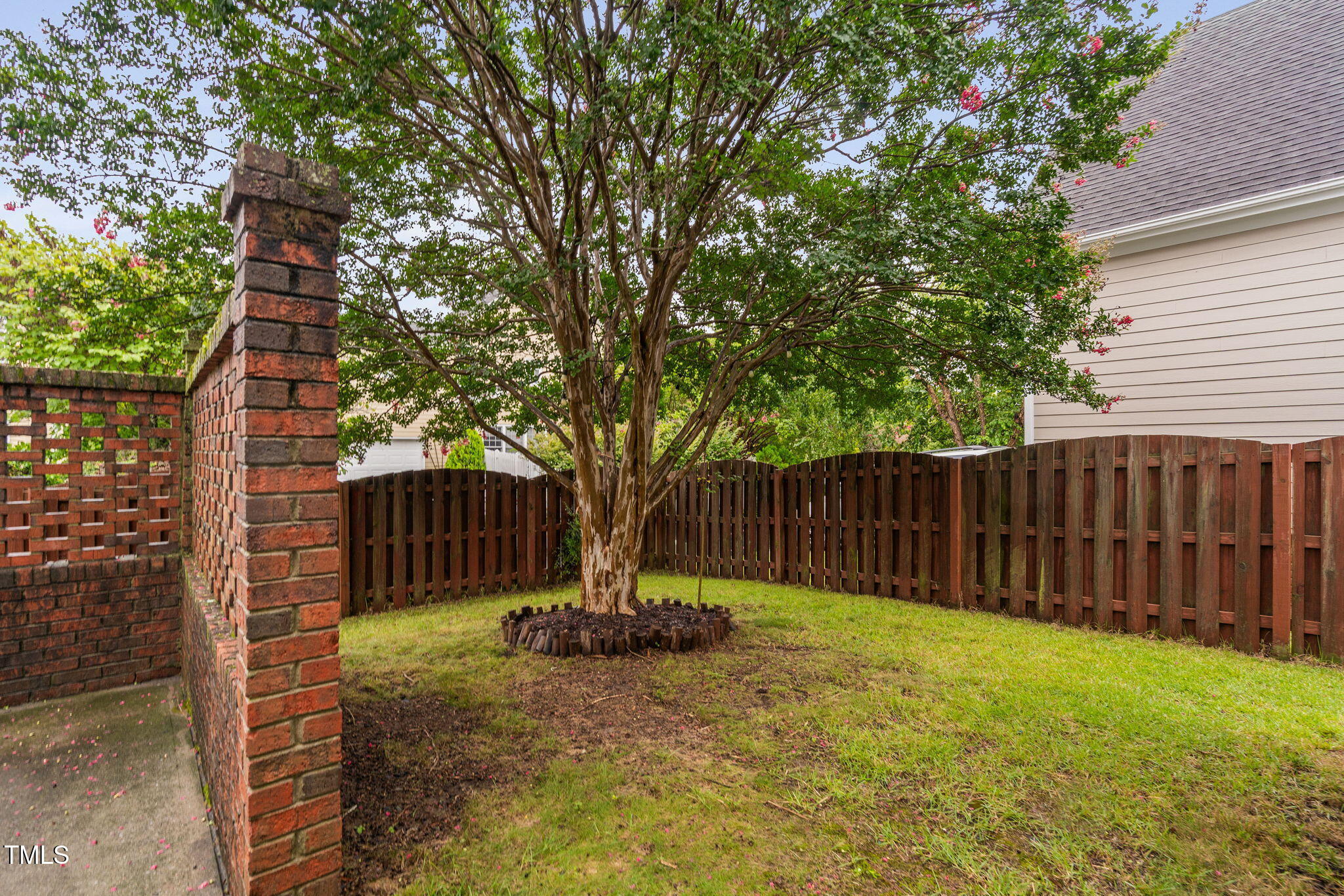 111 Laurel Wreath Lane